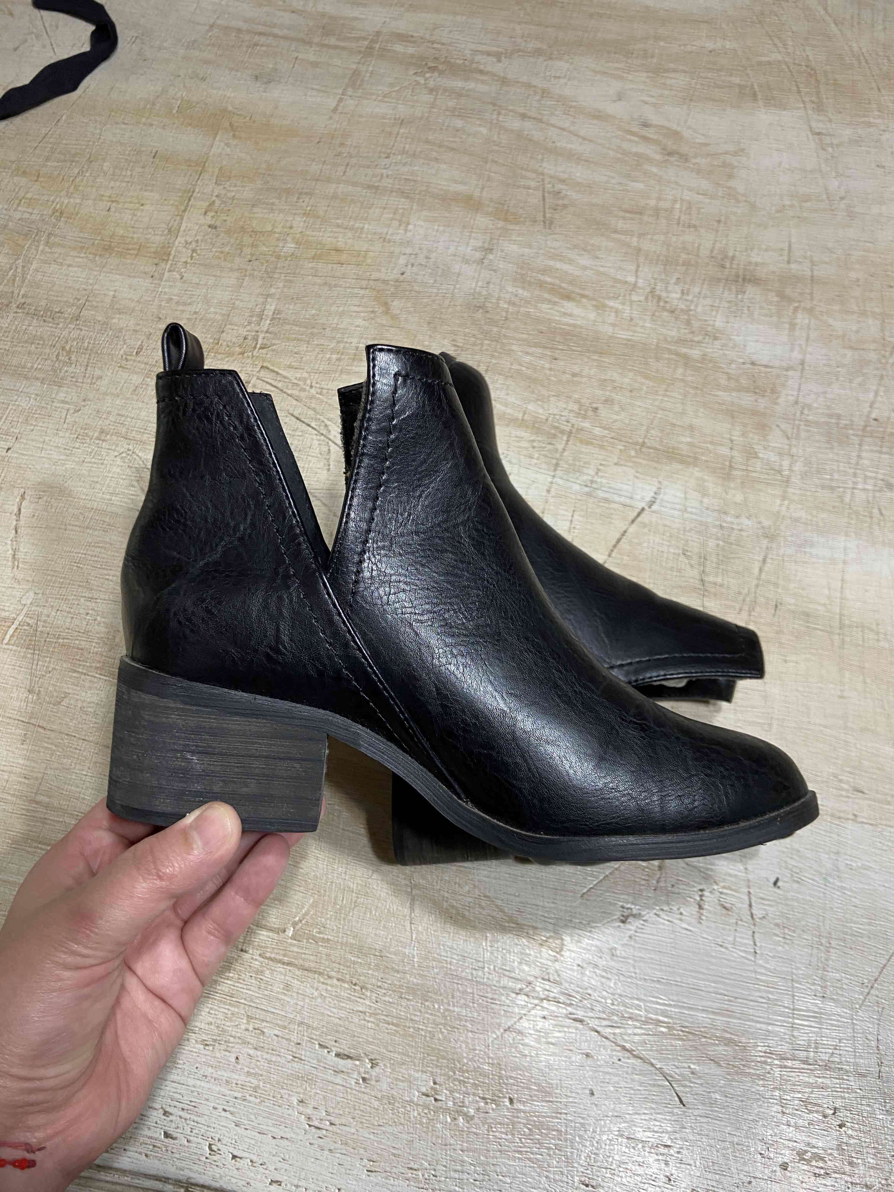 Botines negros - miniatura 4