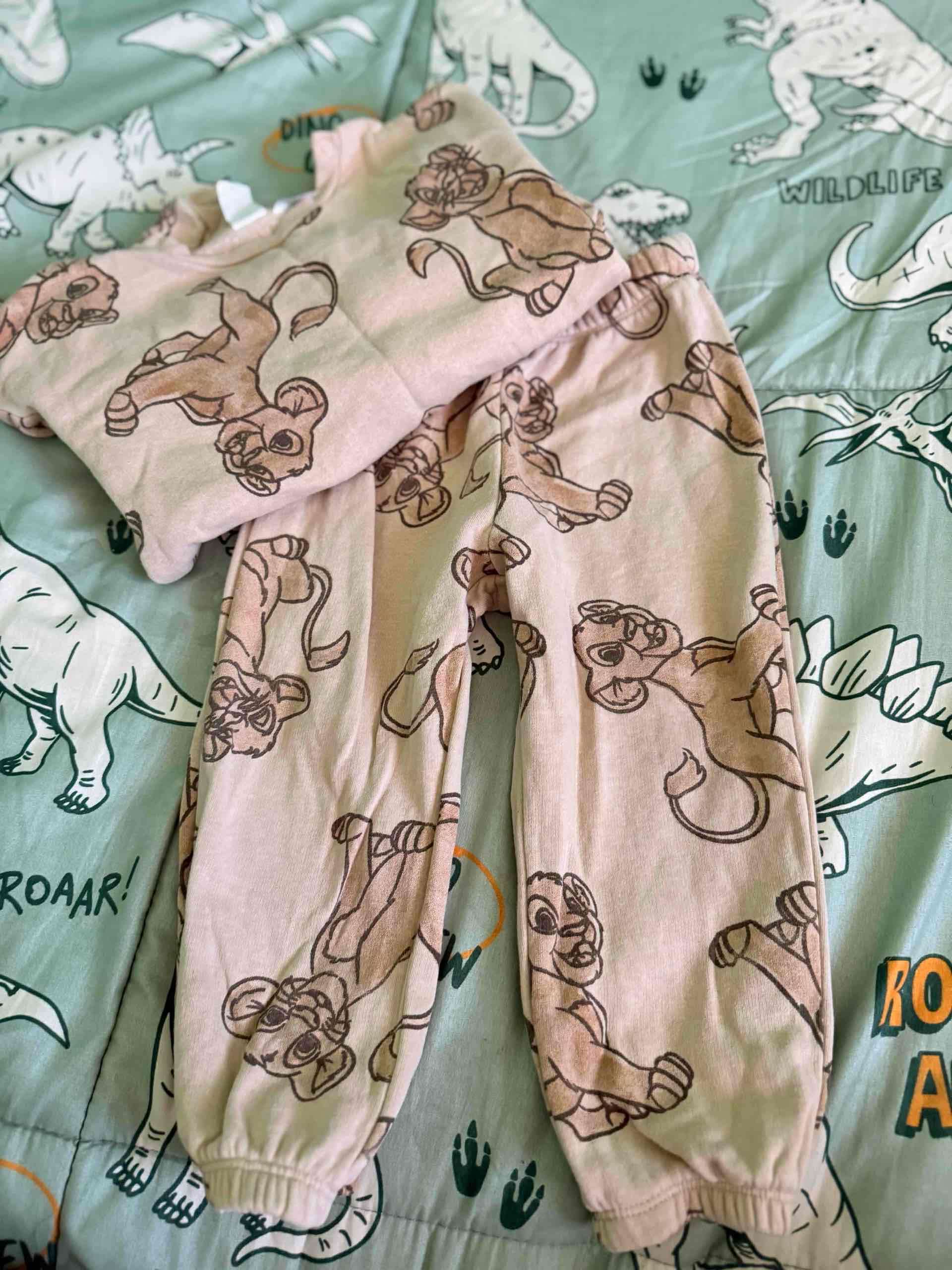 Conjunto h&m estampado León