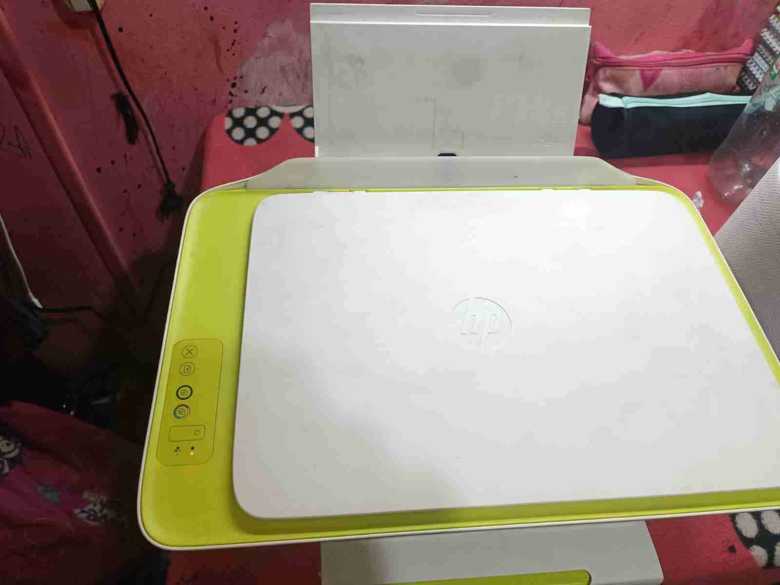 Impresora multifuncional HP amarilla - miniatura 6