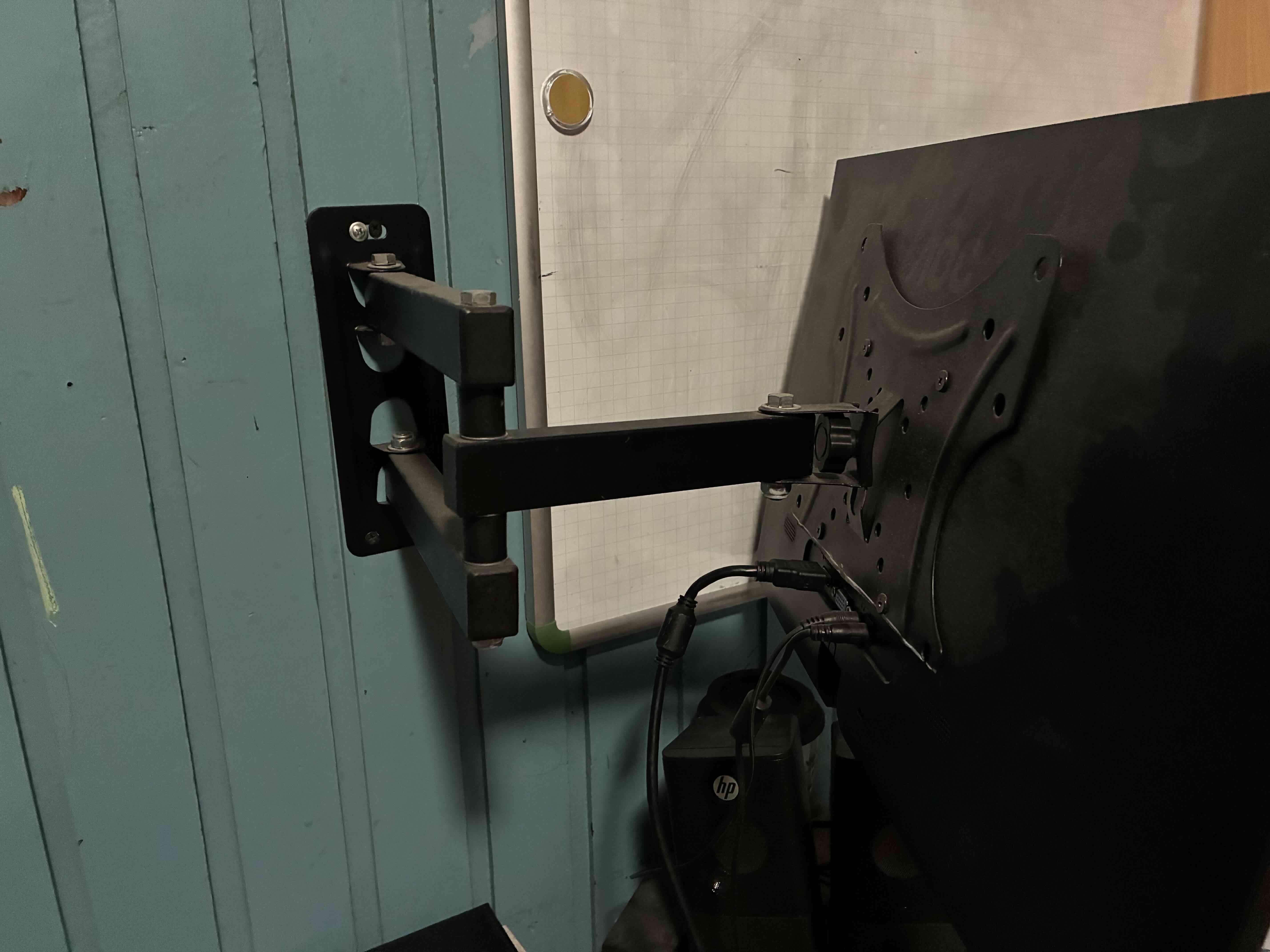 Monitor AOC LED 24 pulgadas 100Hz con soporte - miniatura 2