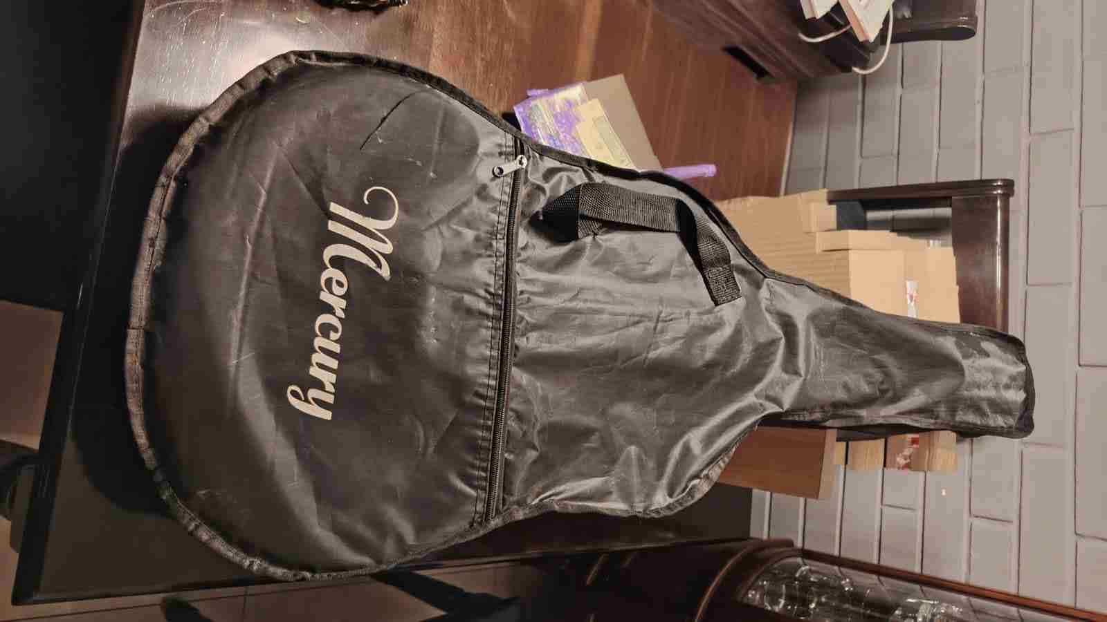 Guitarra semiacustica - miniatura 3