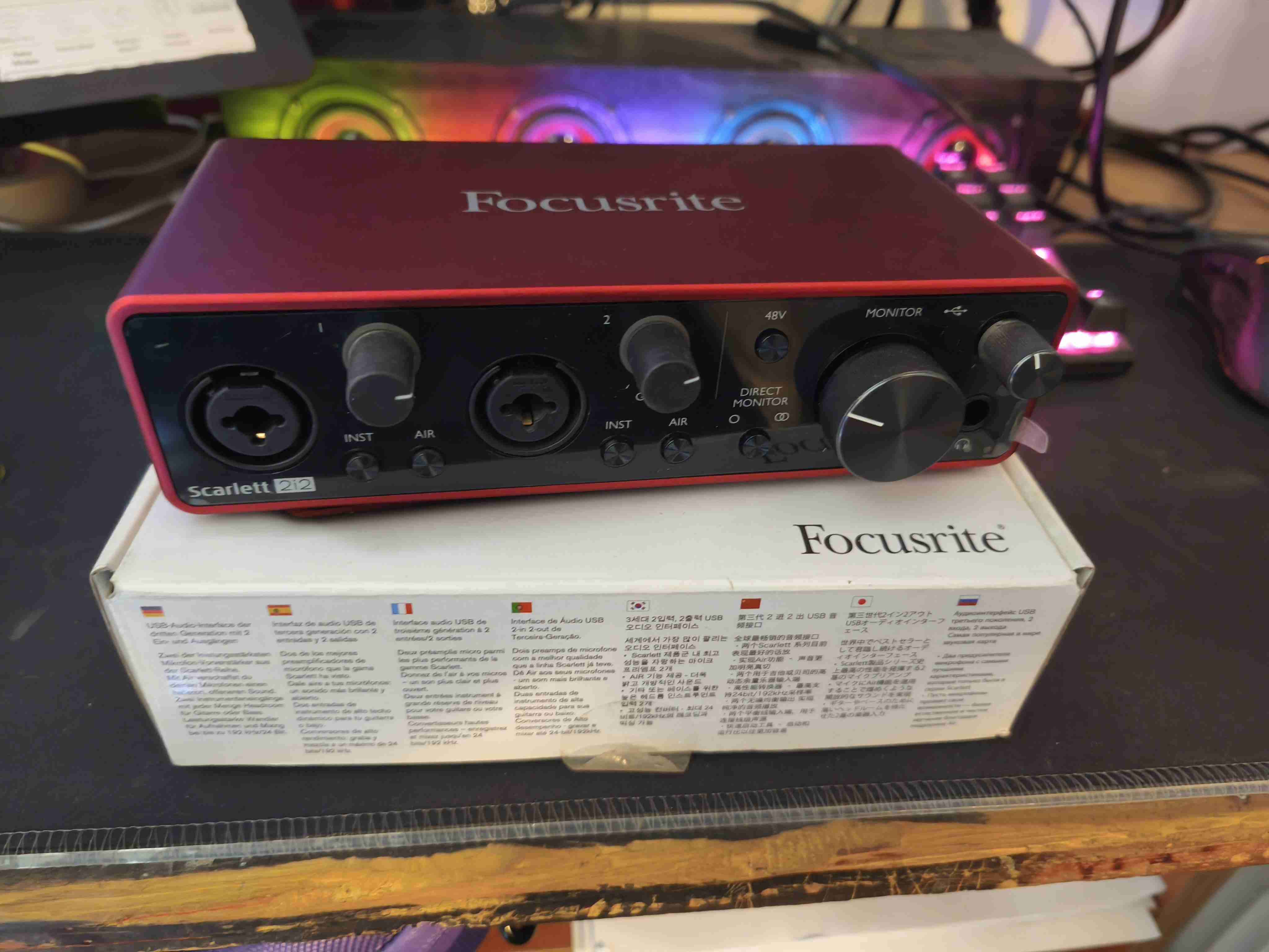 Home studio Scarlett 212 y Bheringer C3 - miniatura 2