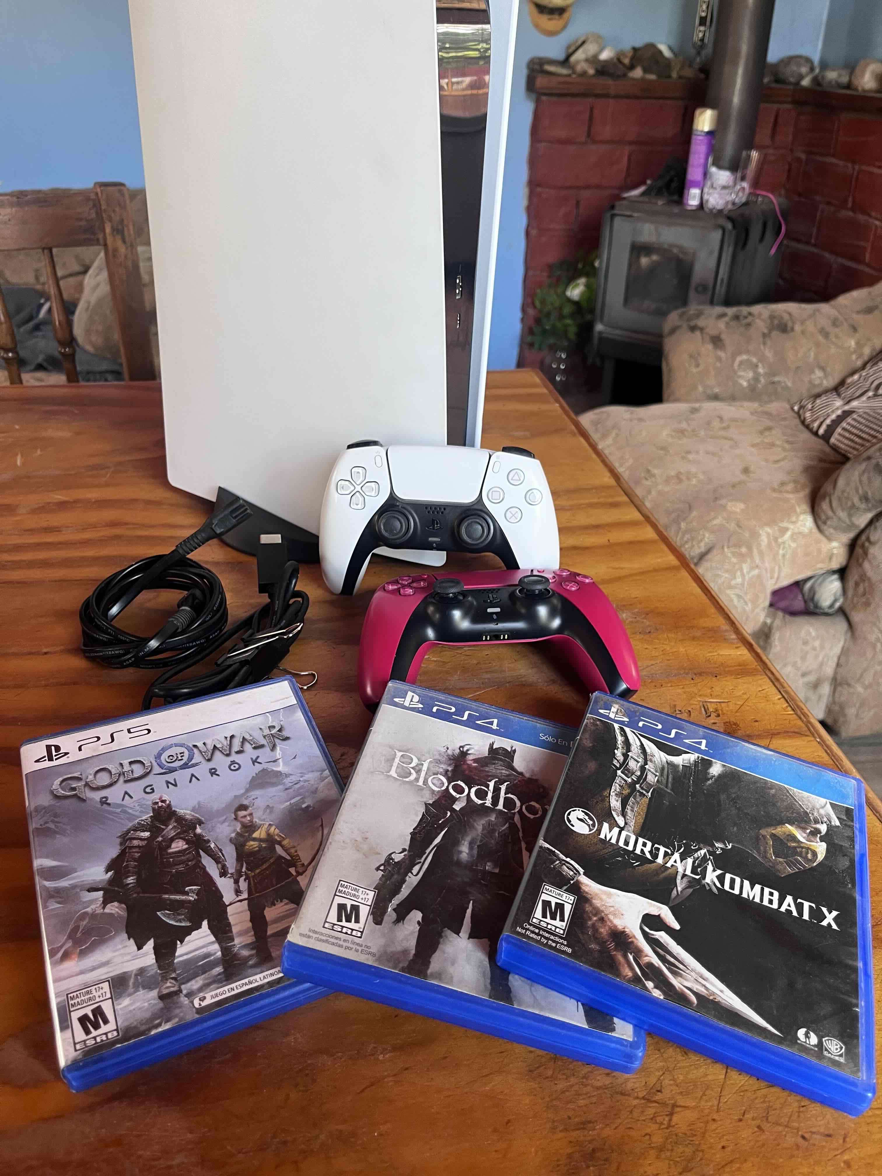 Consola PS5 con dos controles - miniatura 5