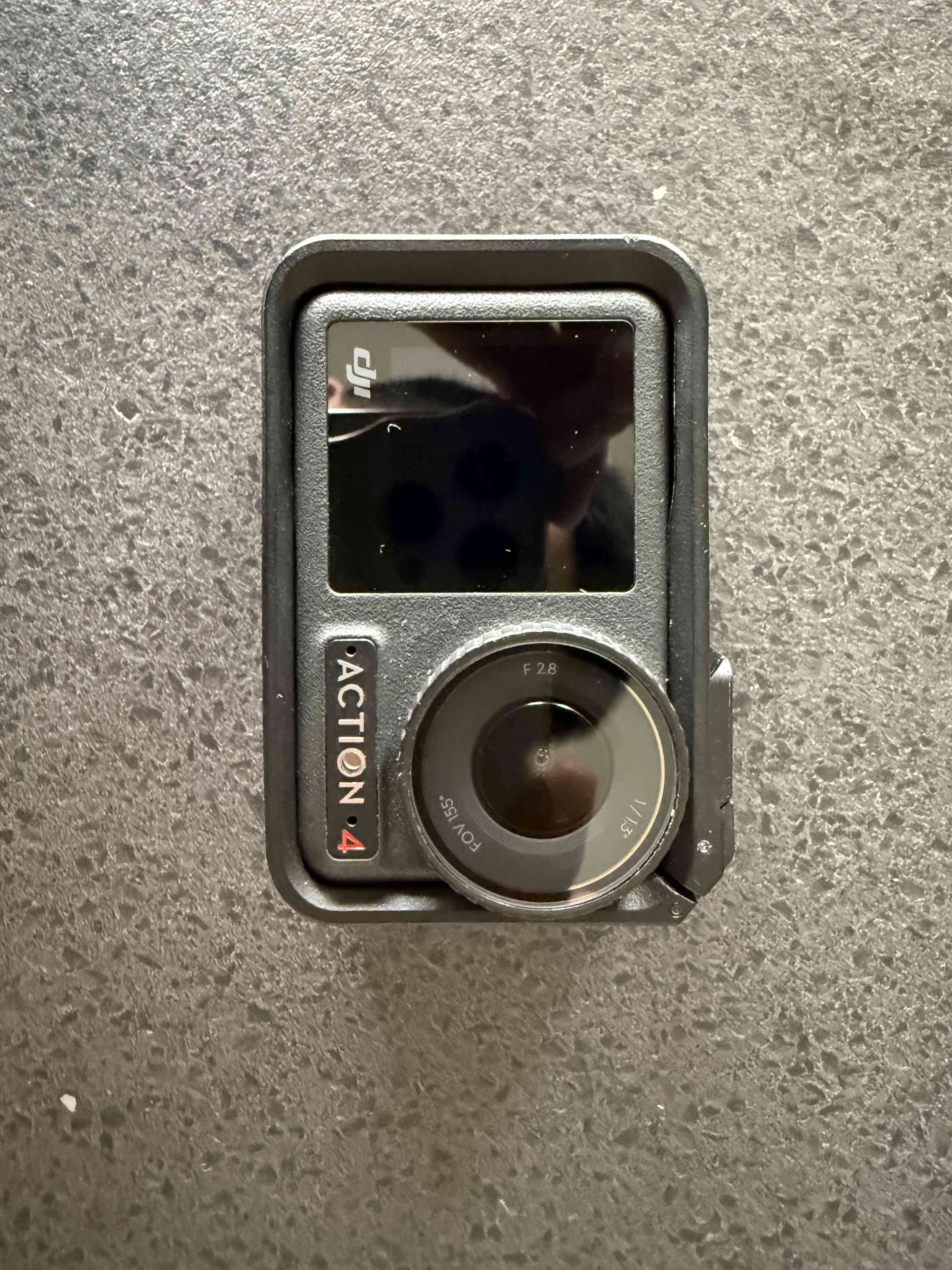 Cámara DJI Osmo Action 4 Adventure Combo - miniatura 2