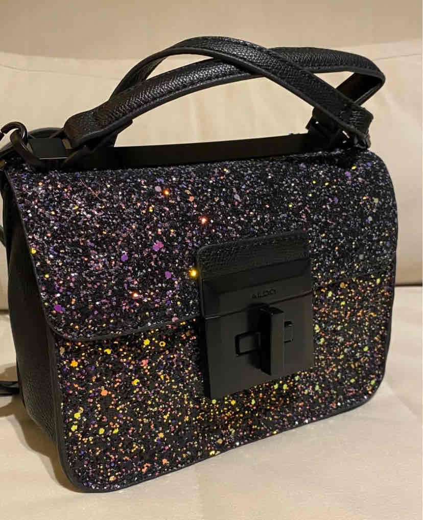 Cartera de mano con brillos