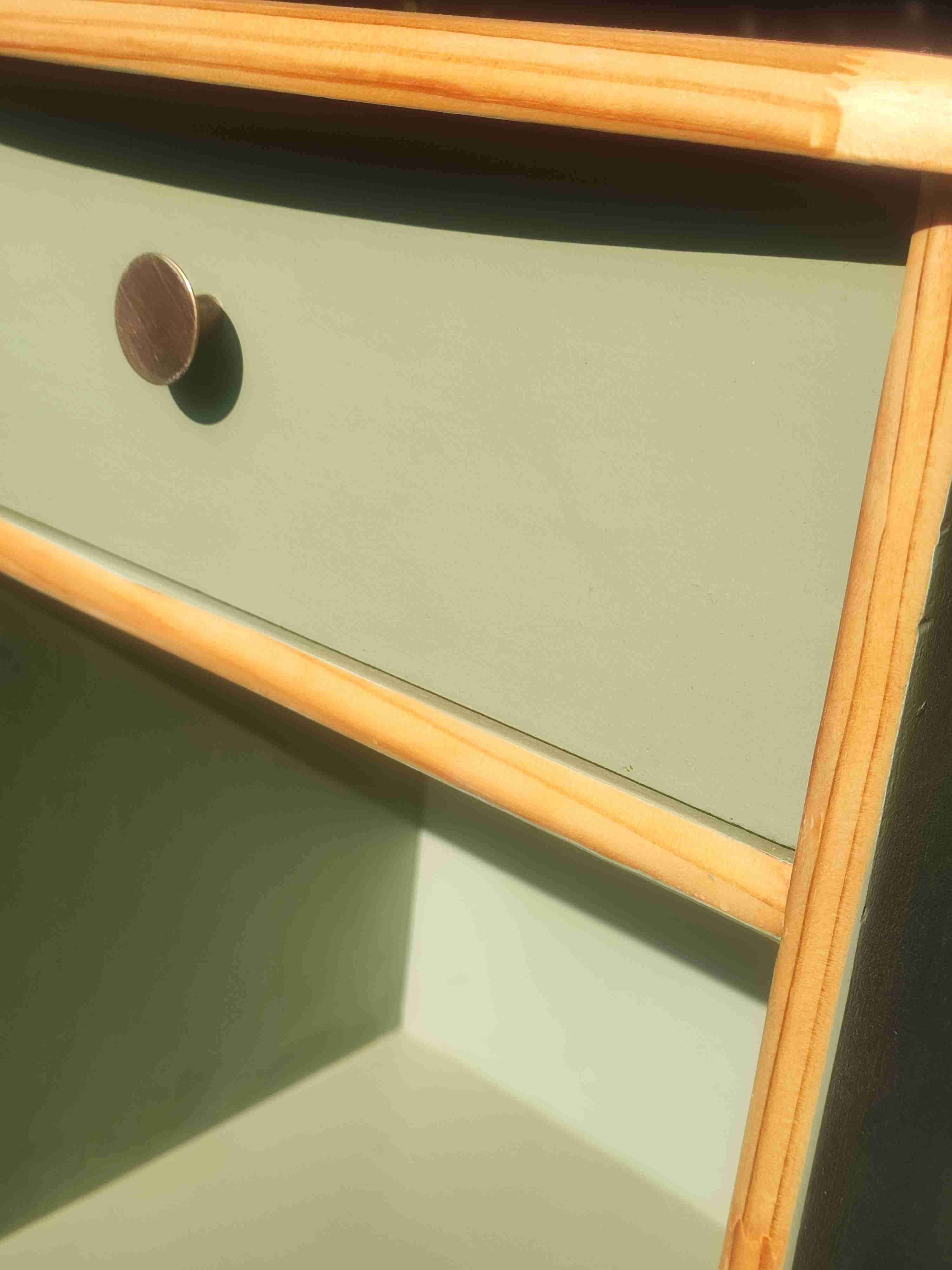 Velador verde pastel de madera - miniatura 2