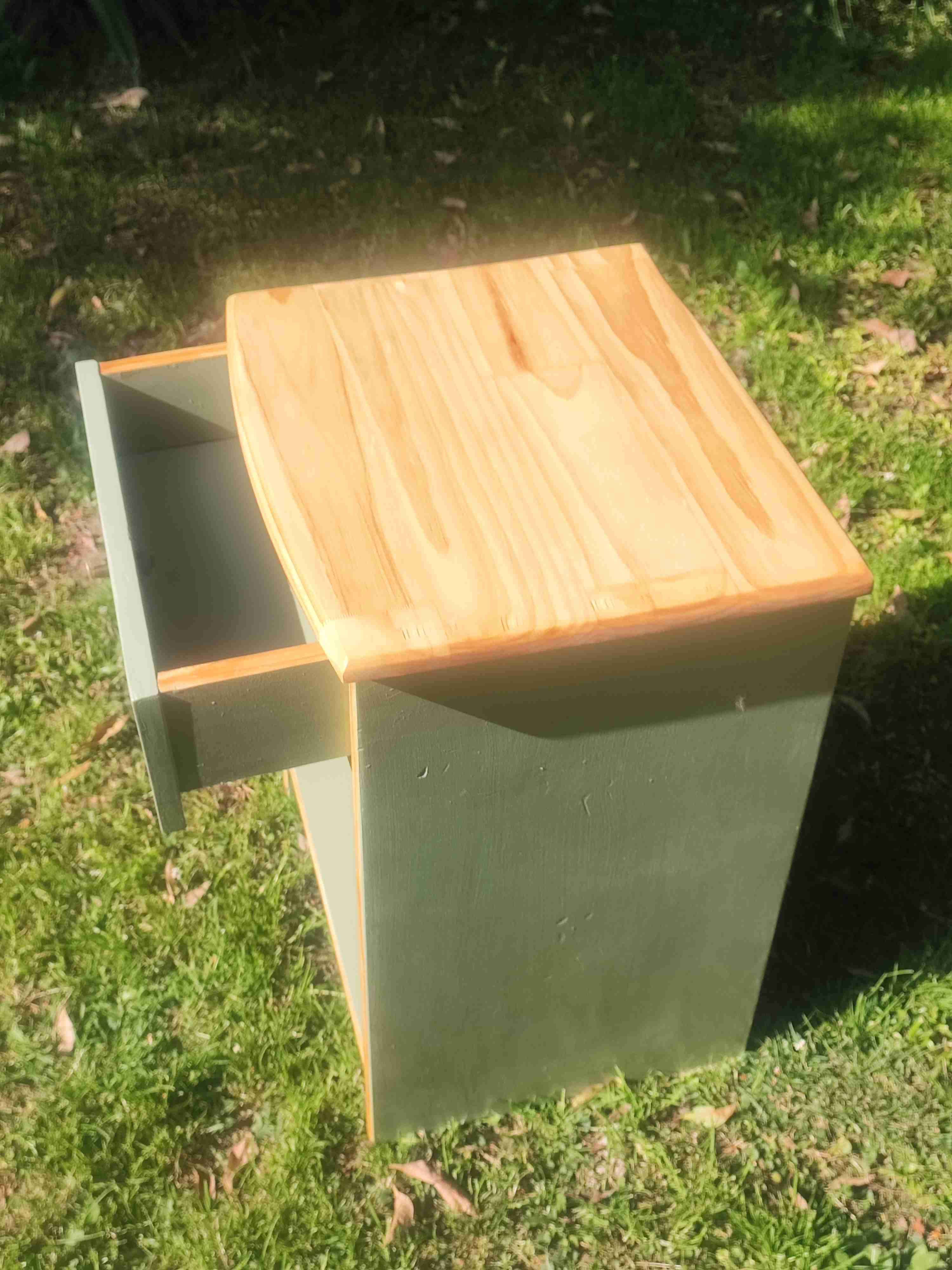 Velador verde pastel de madera - miniatura 5