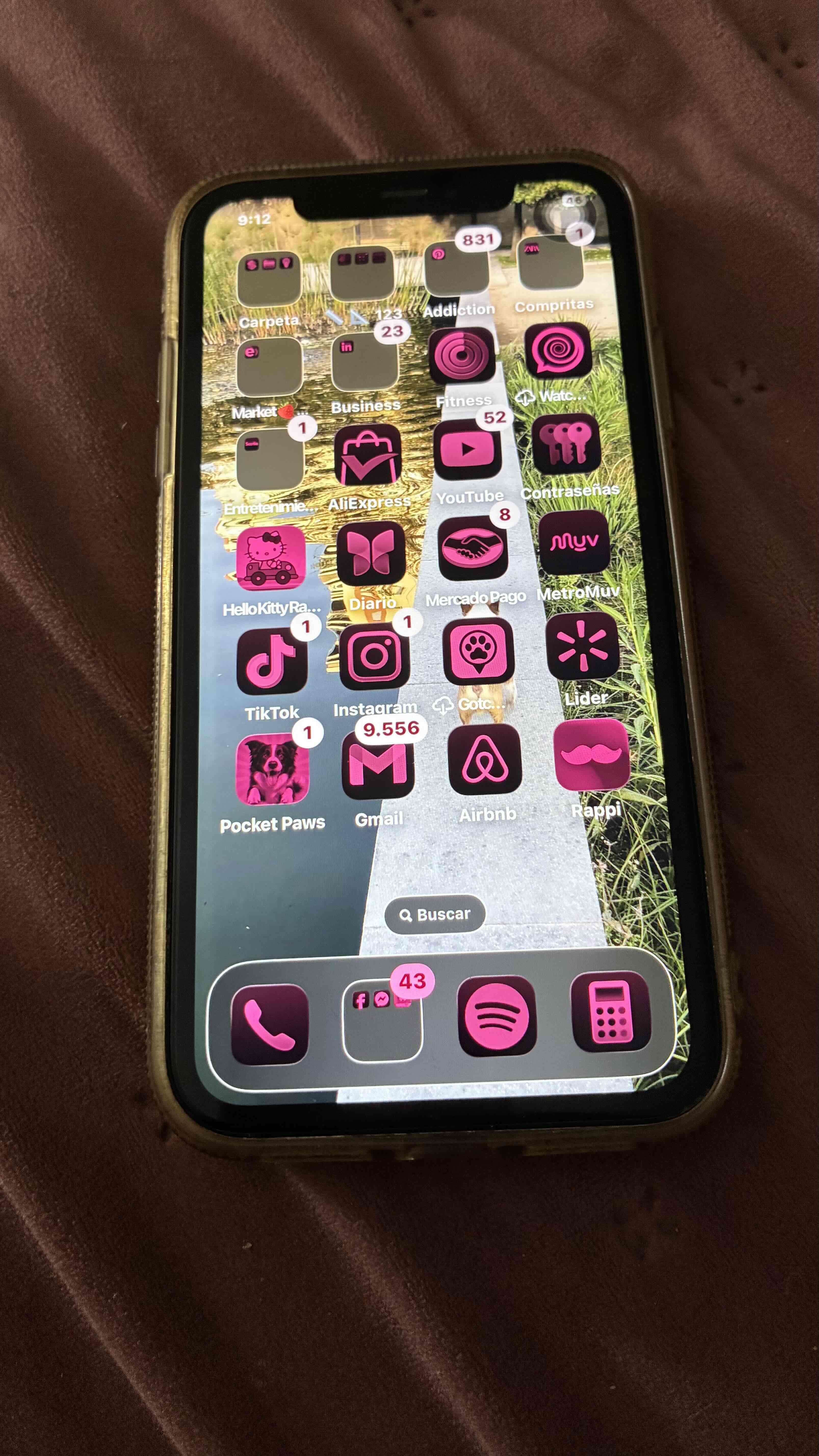 iPhone blanco en buen estado - miniatura 3