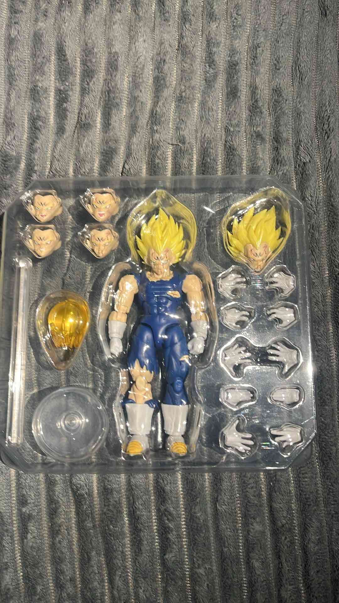 Figura Solemn Valor Version B - miniatura 3