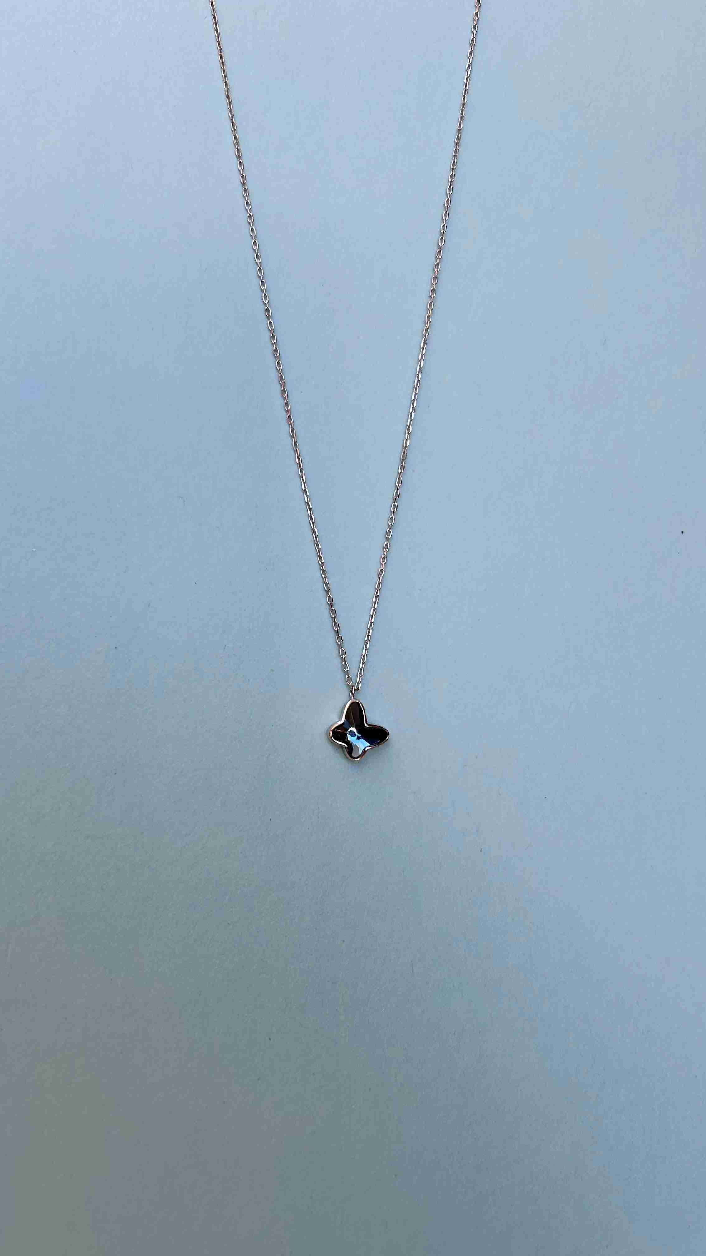 Set de collar y aros mariposa - miniatura 4