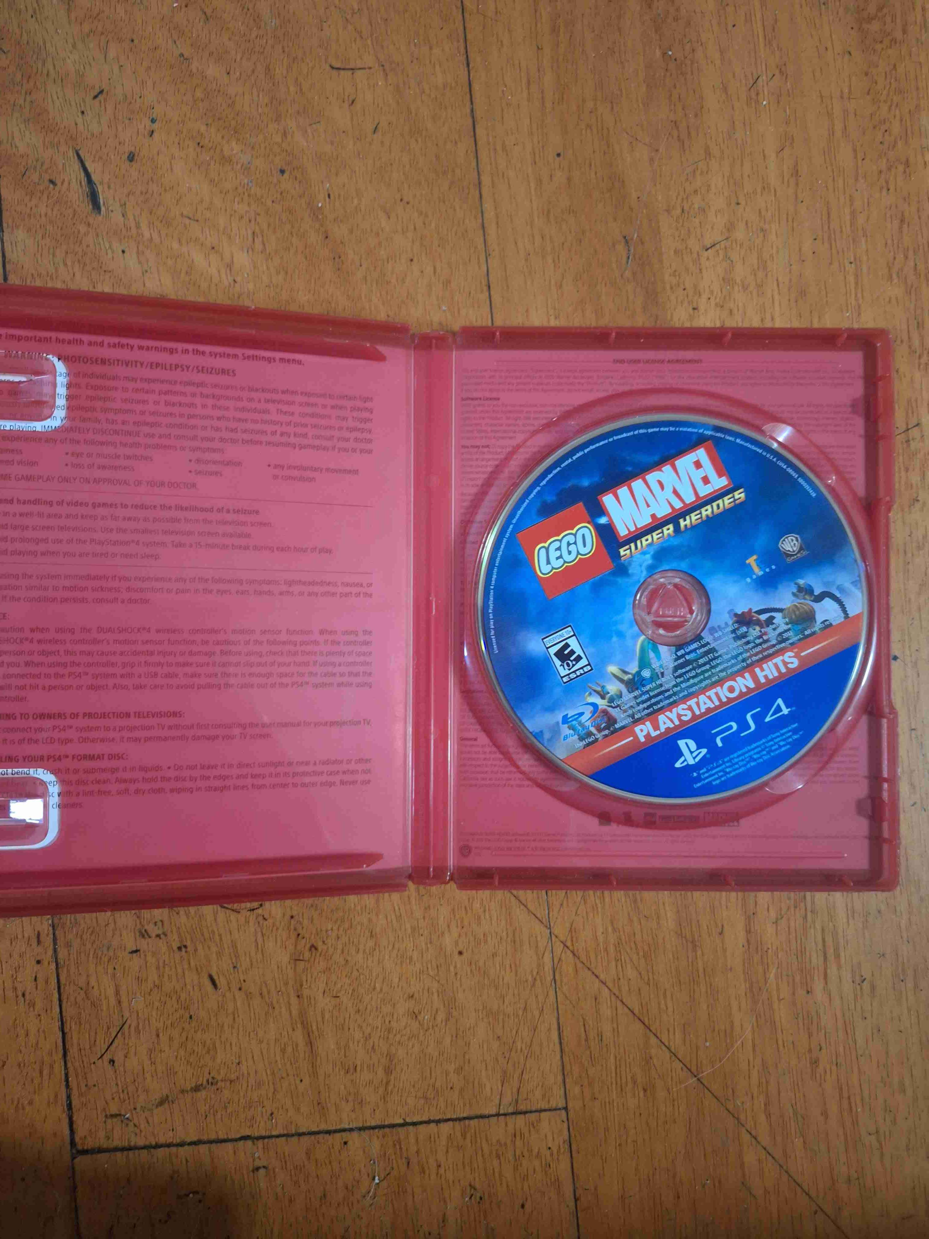 LEGO Marvel Super Heroes PS4 - miniatura 2