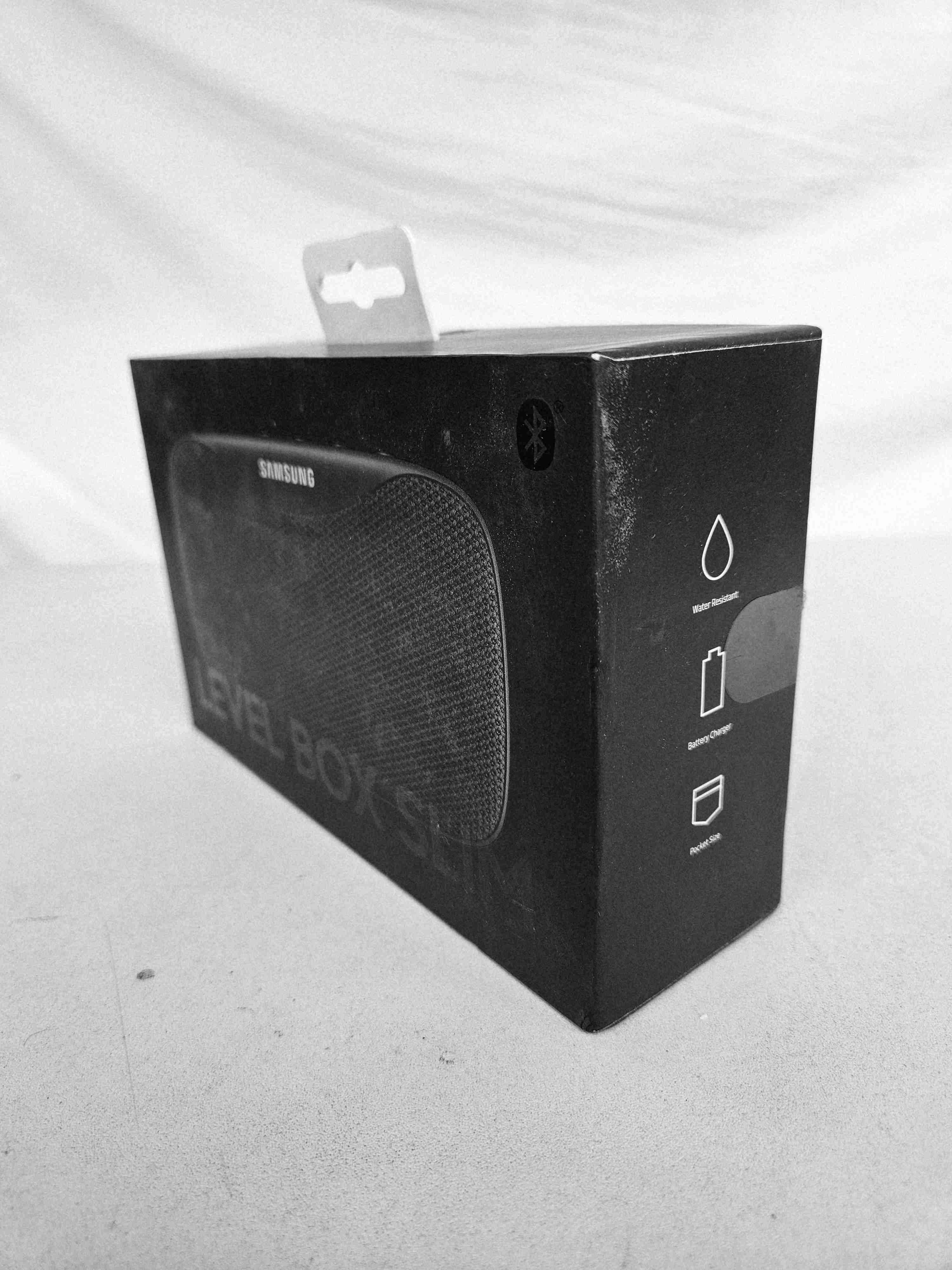 Parlante Samsung Bluetooth Negro - miniatura 2