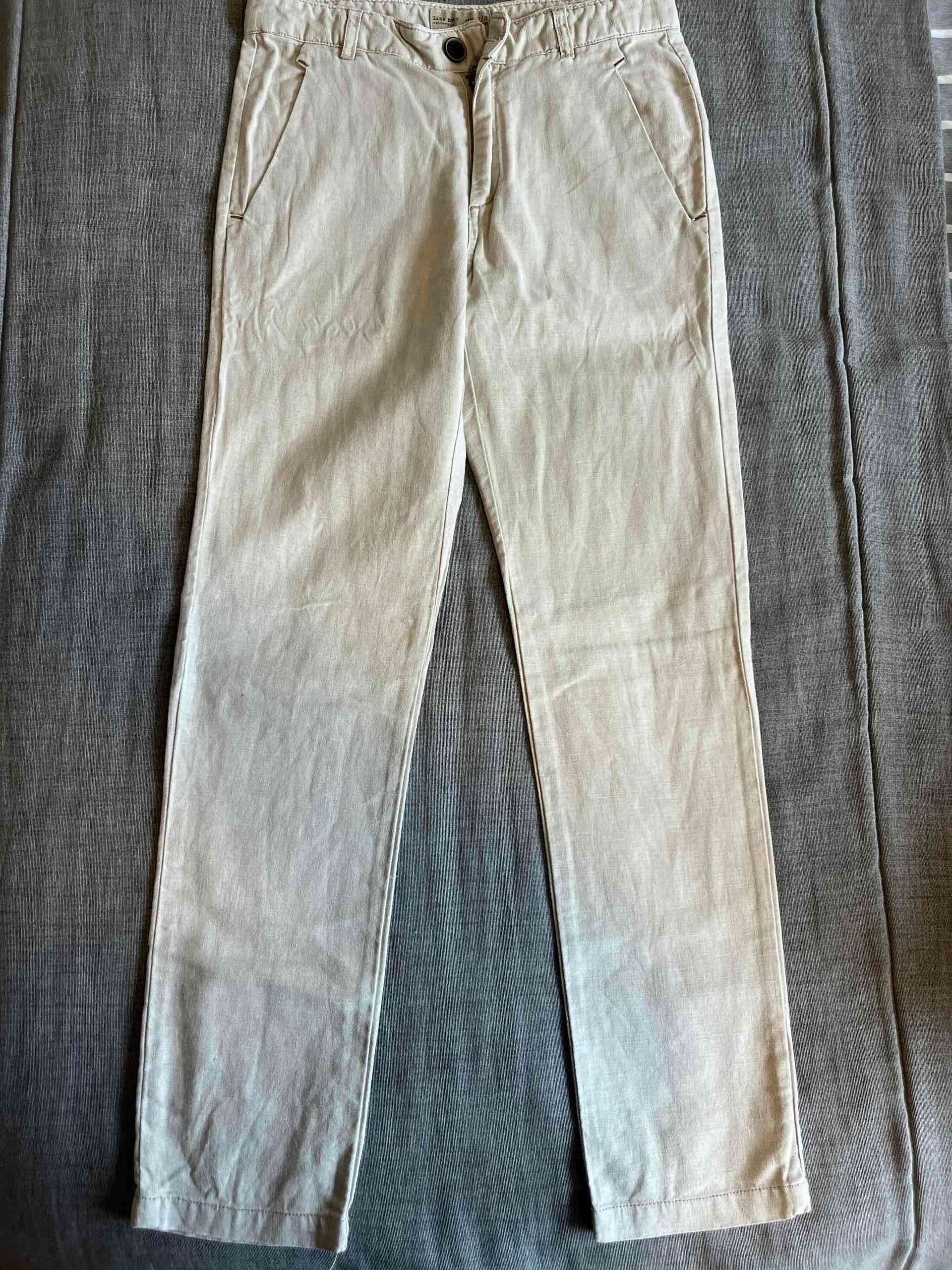 Pantalón beige de niño