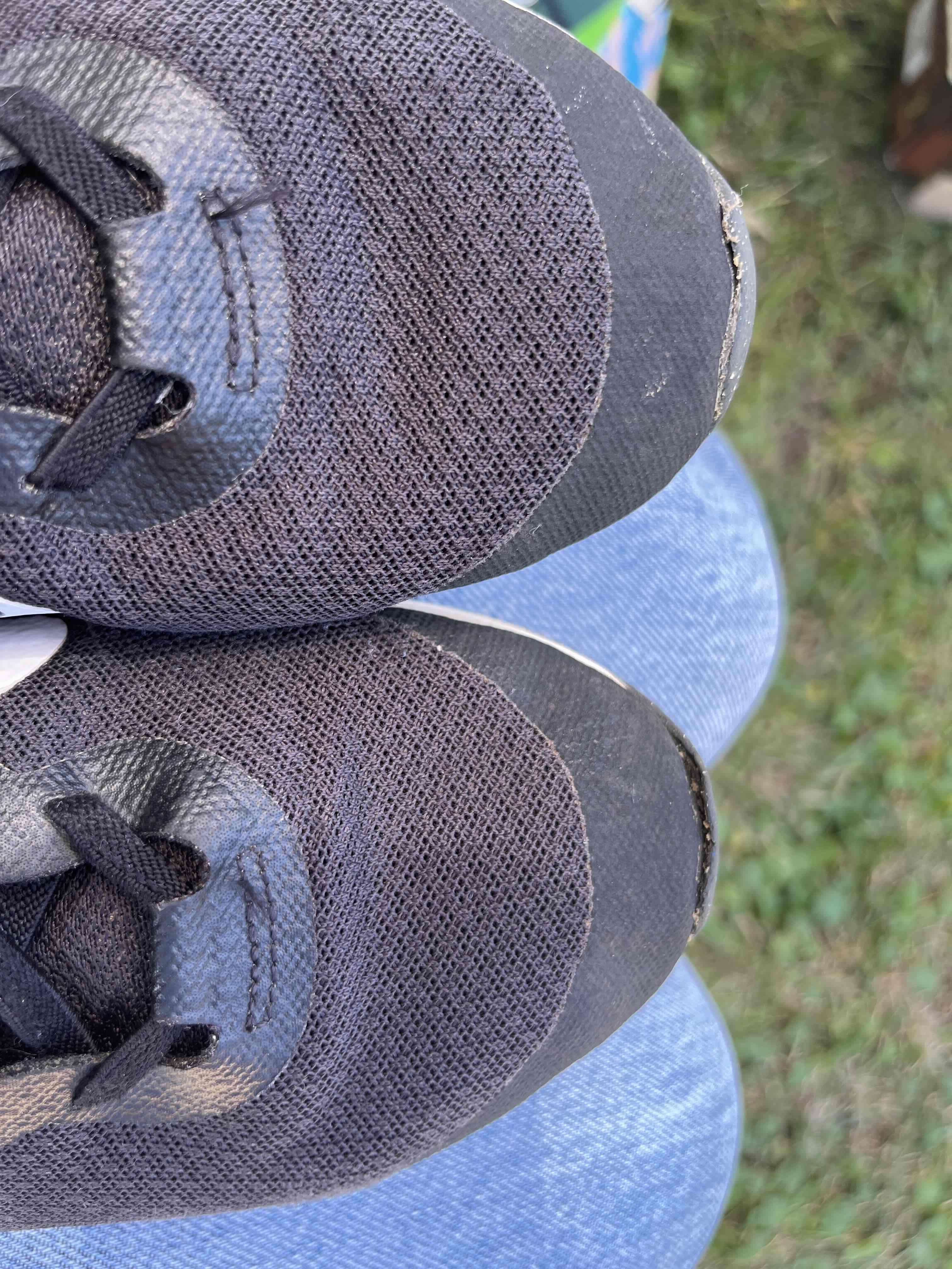 Zapatillas negras deportivas - miniatura 5