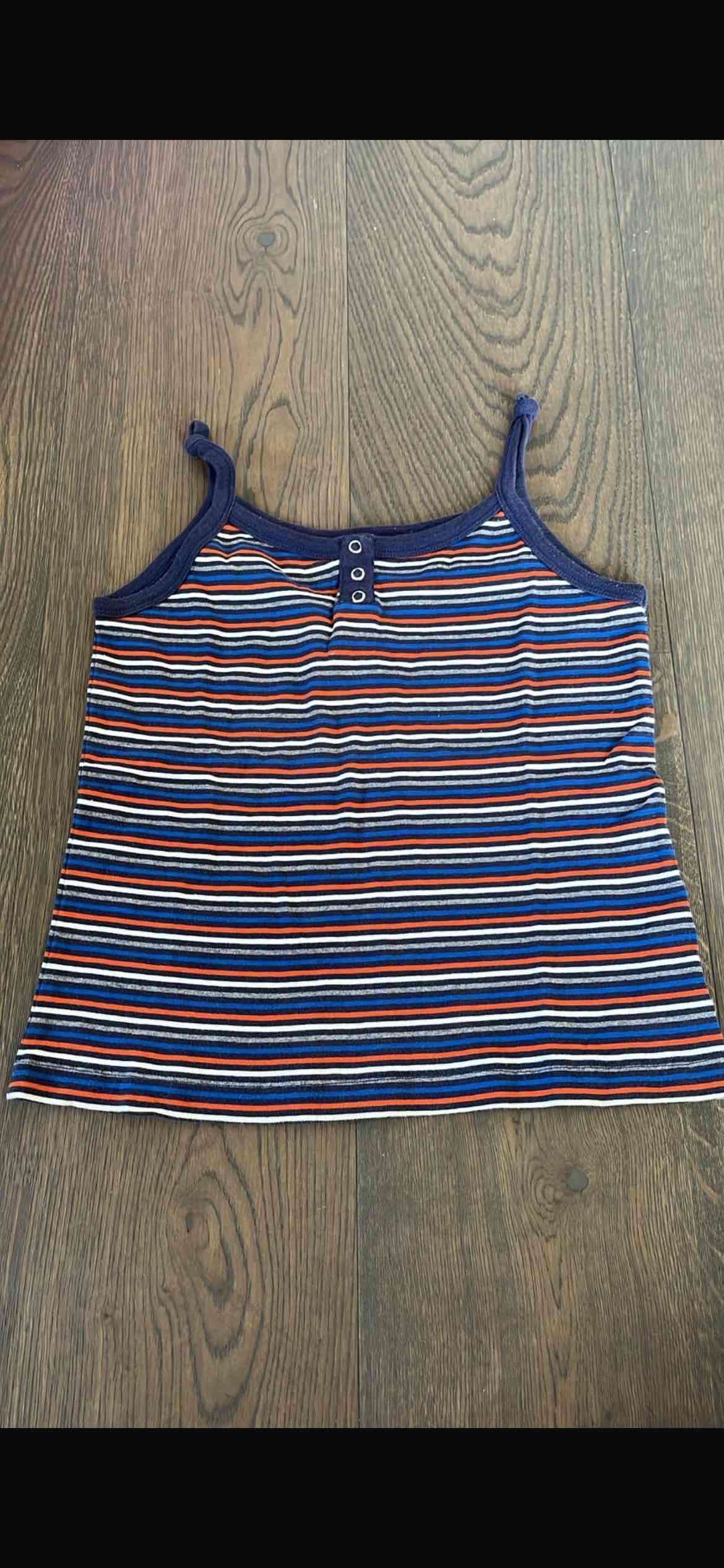 Polera de tirantes a rayas