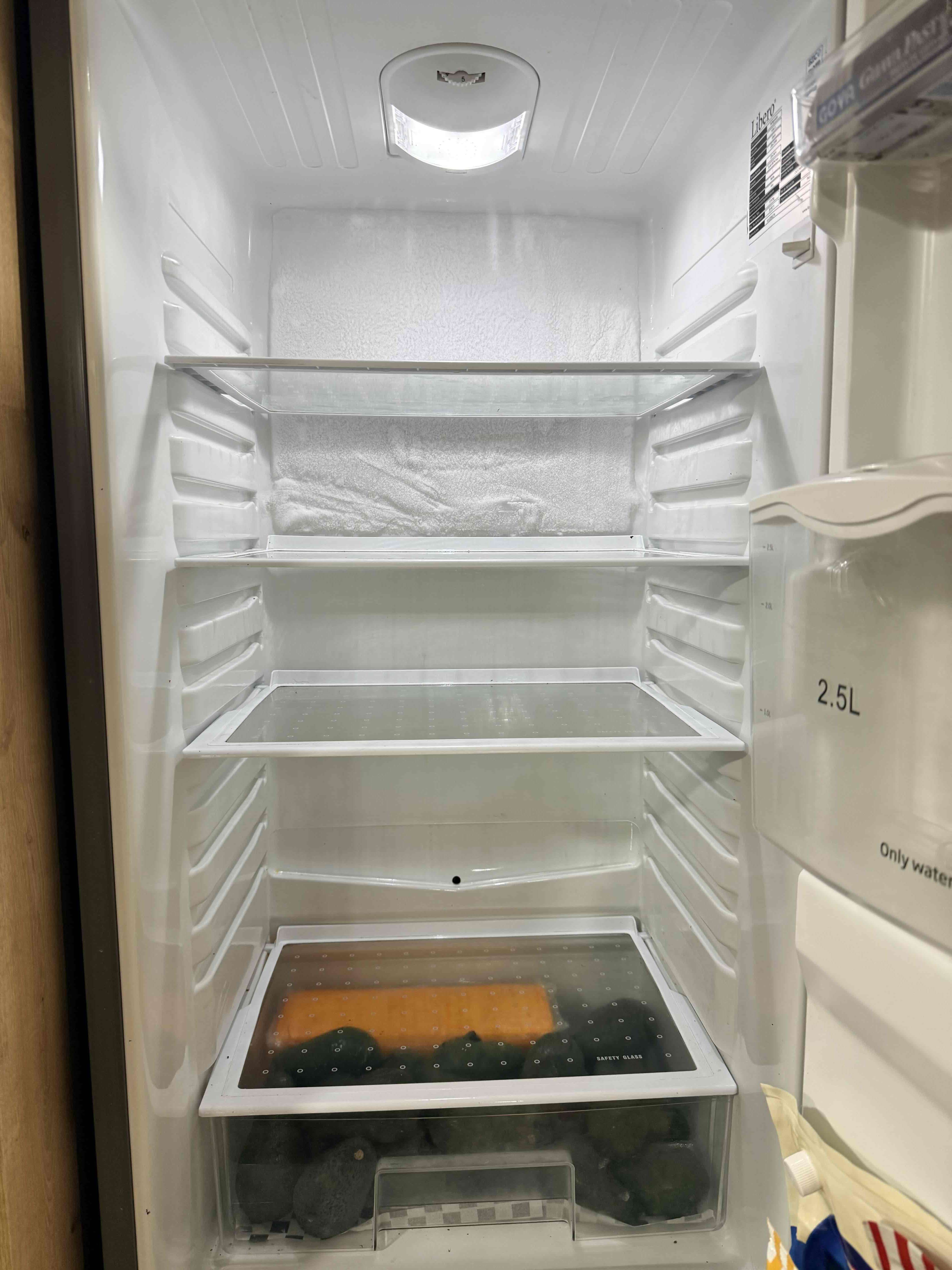 Refrigerador Libero con dispensador de agua - miniatura 3