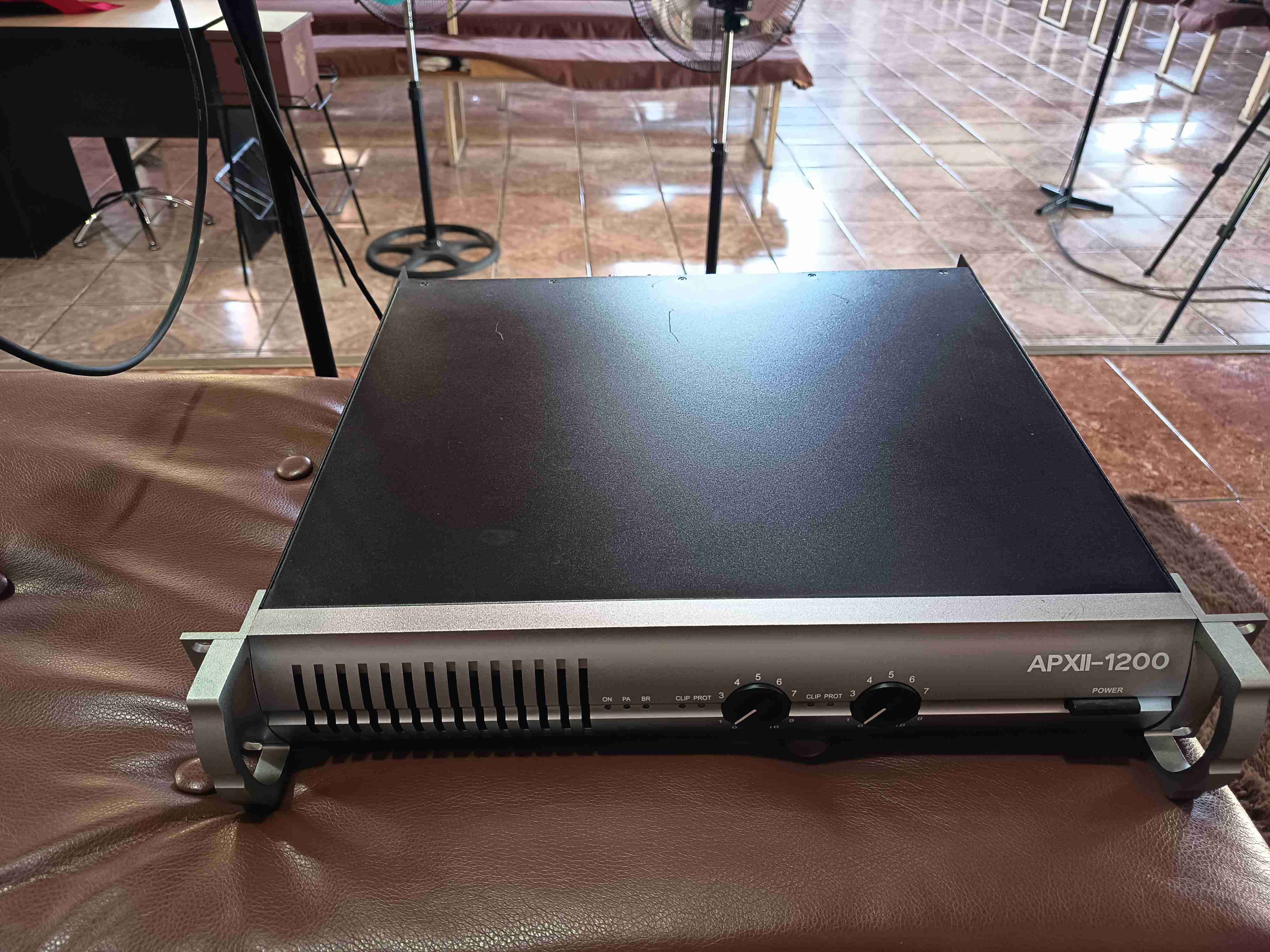 Amplificador de audio profesional APXII-1200 - miniatura 2