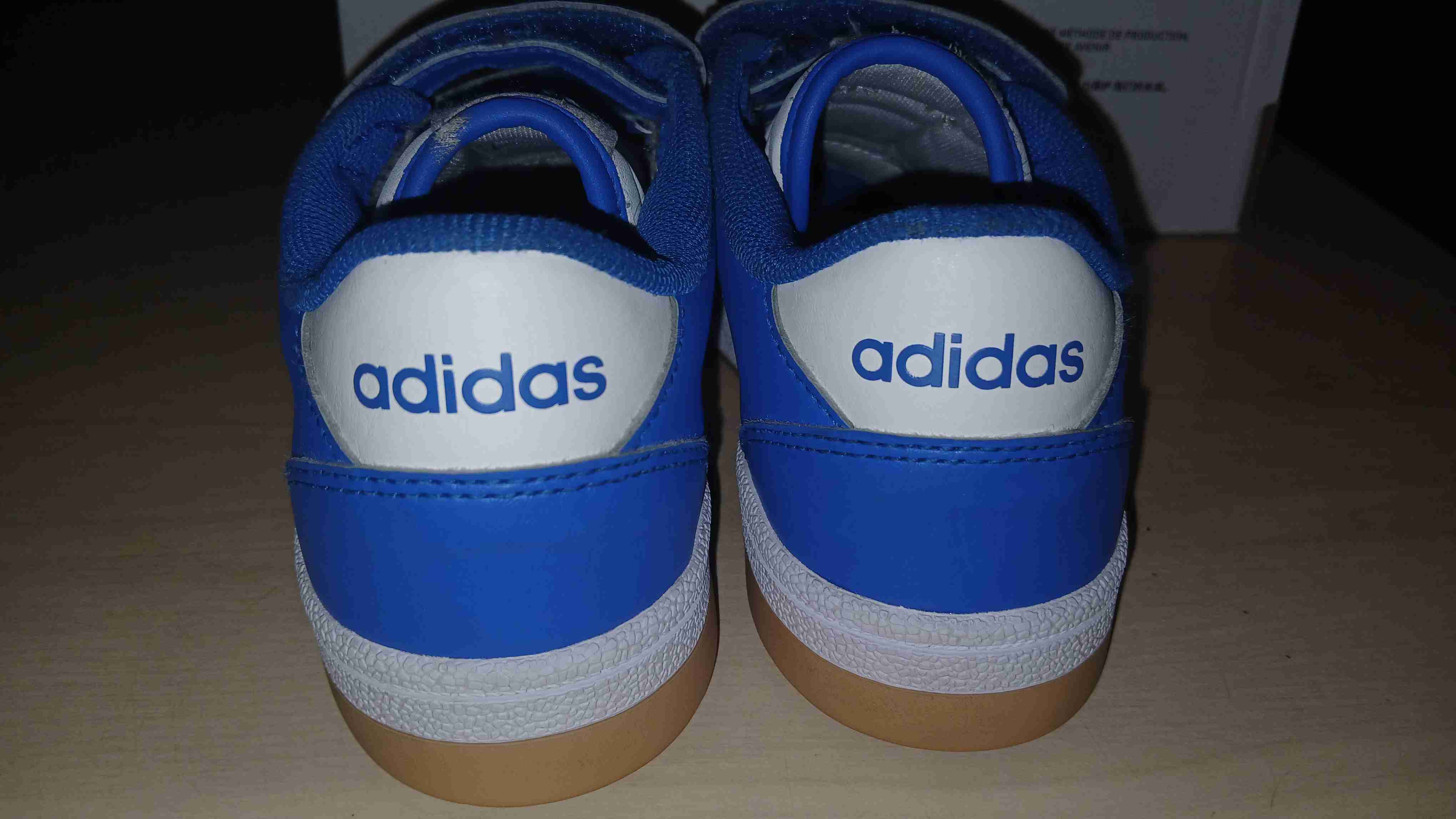 Zapatillas Adidas niño azul y blanco talla 31 - miniatura 3