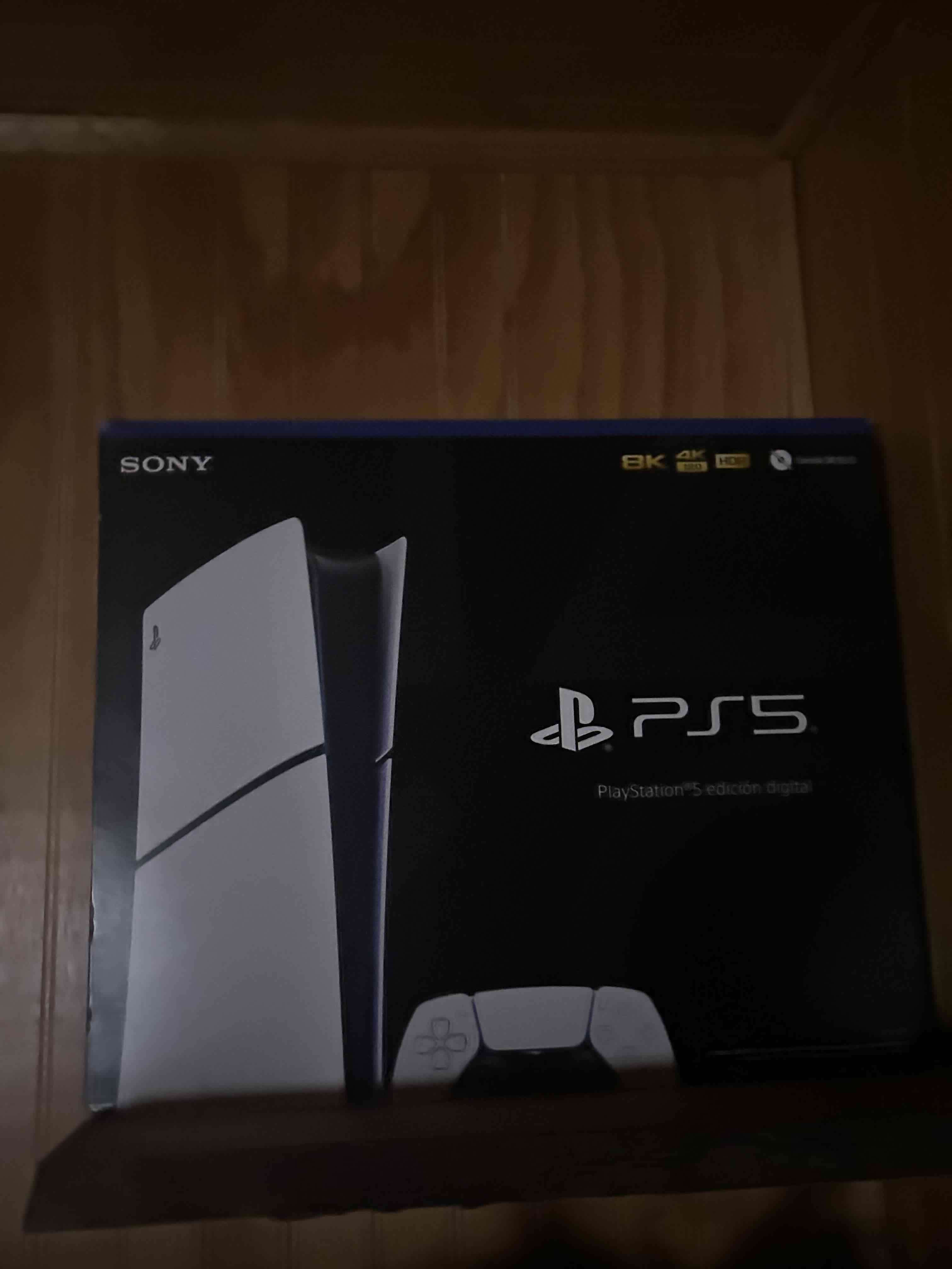 Consola PlayStation 5 con control - miniatura 2