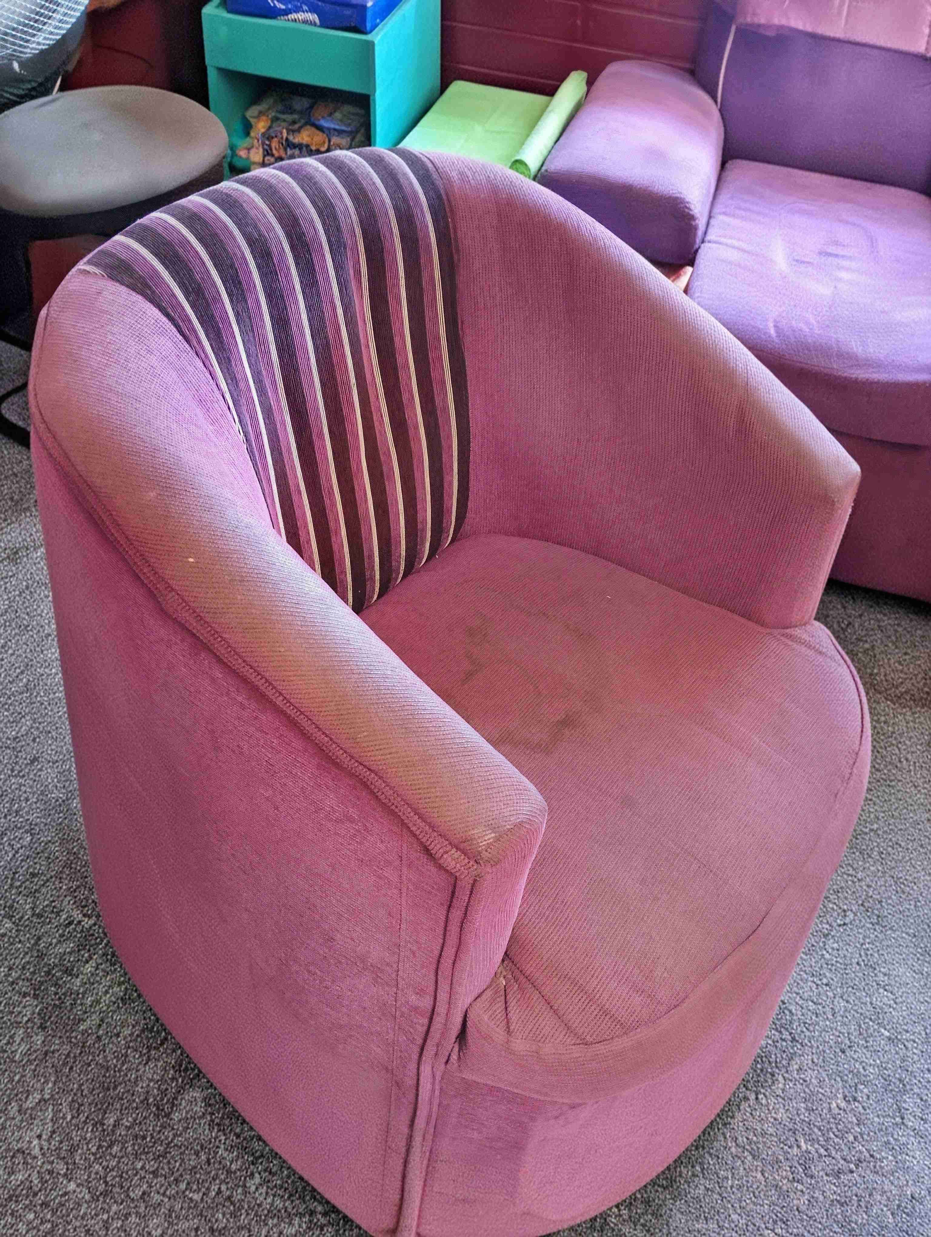 Sillones morados - miniatura 2