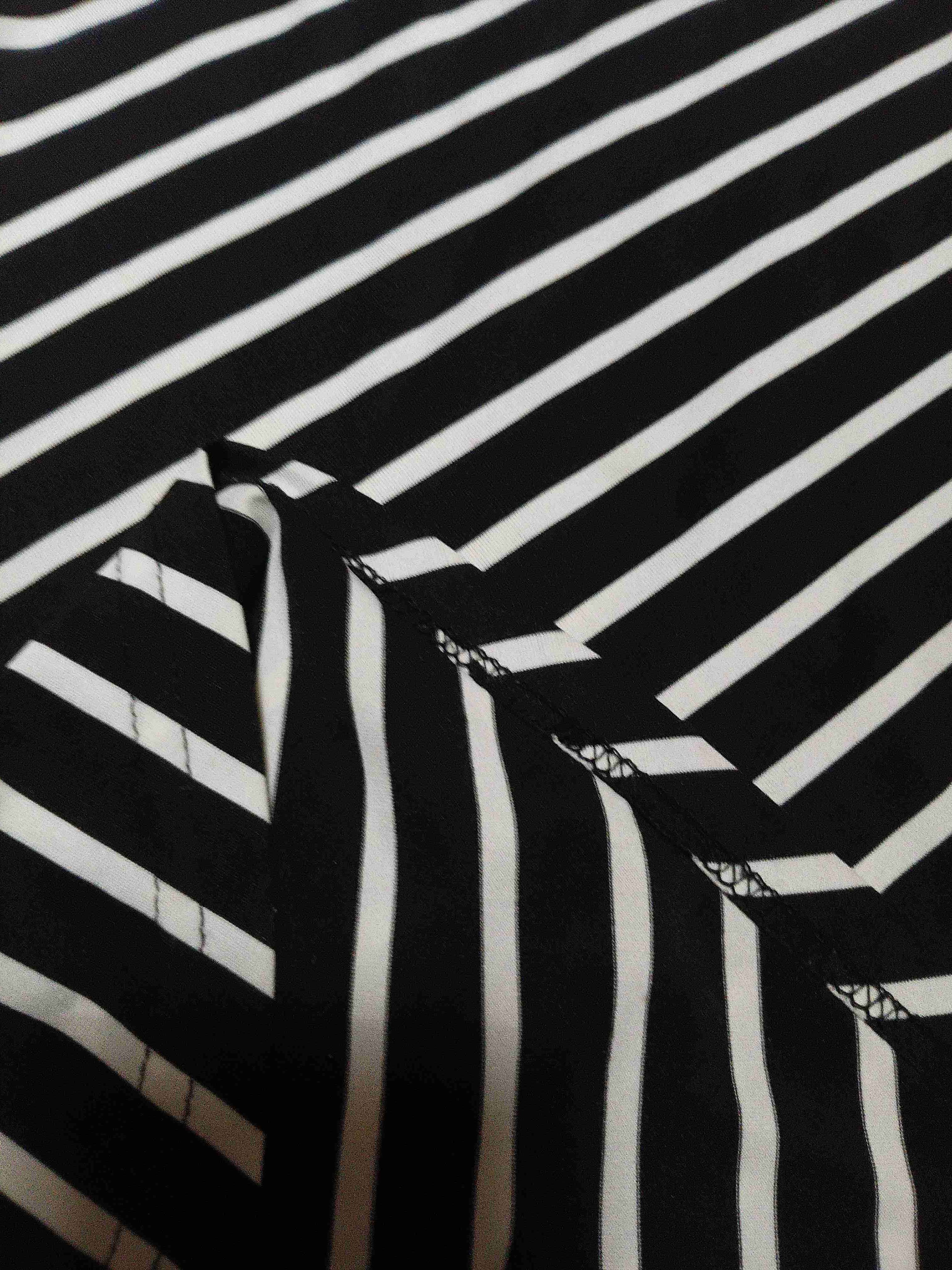 Falda larga a rayas - miniatura 2