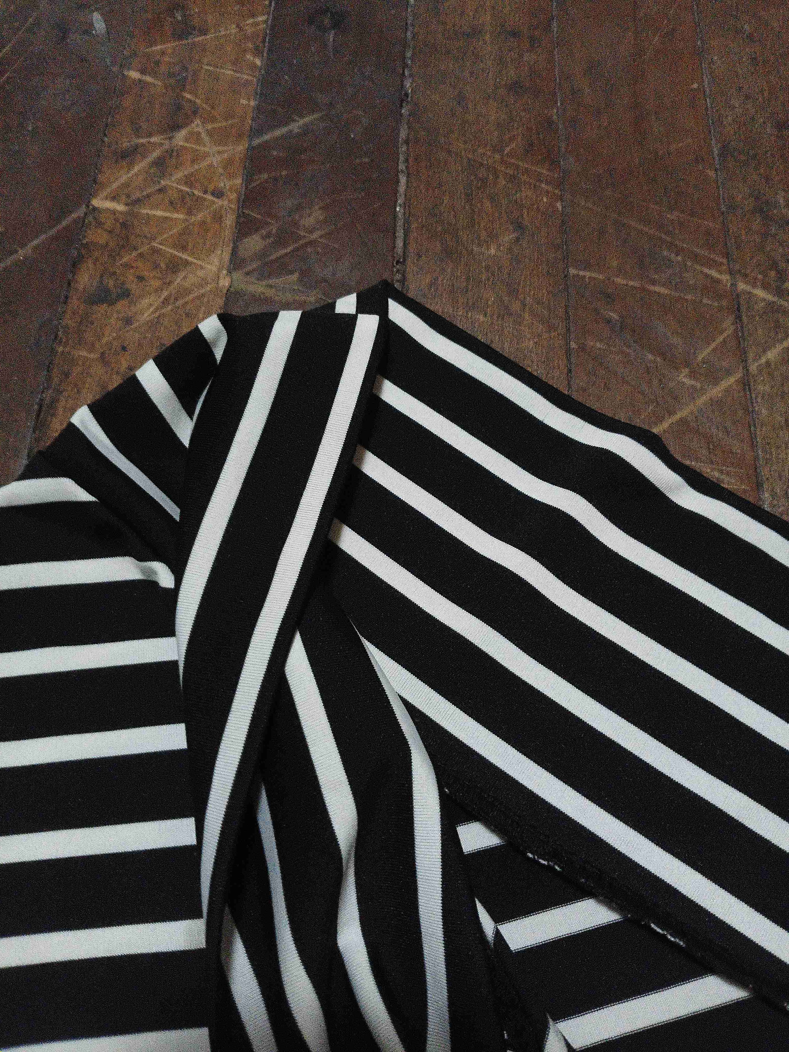 Falda larga a rayas - miniatura 3