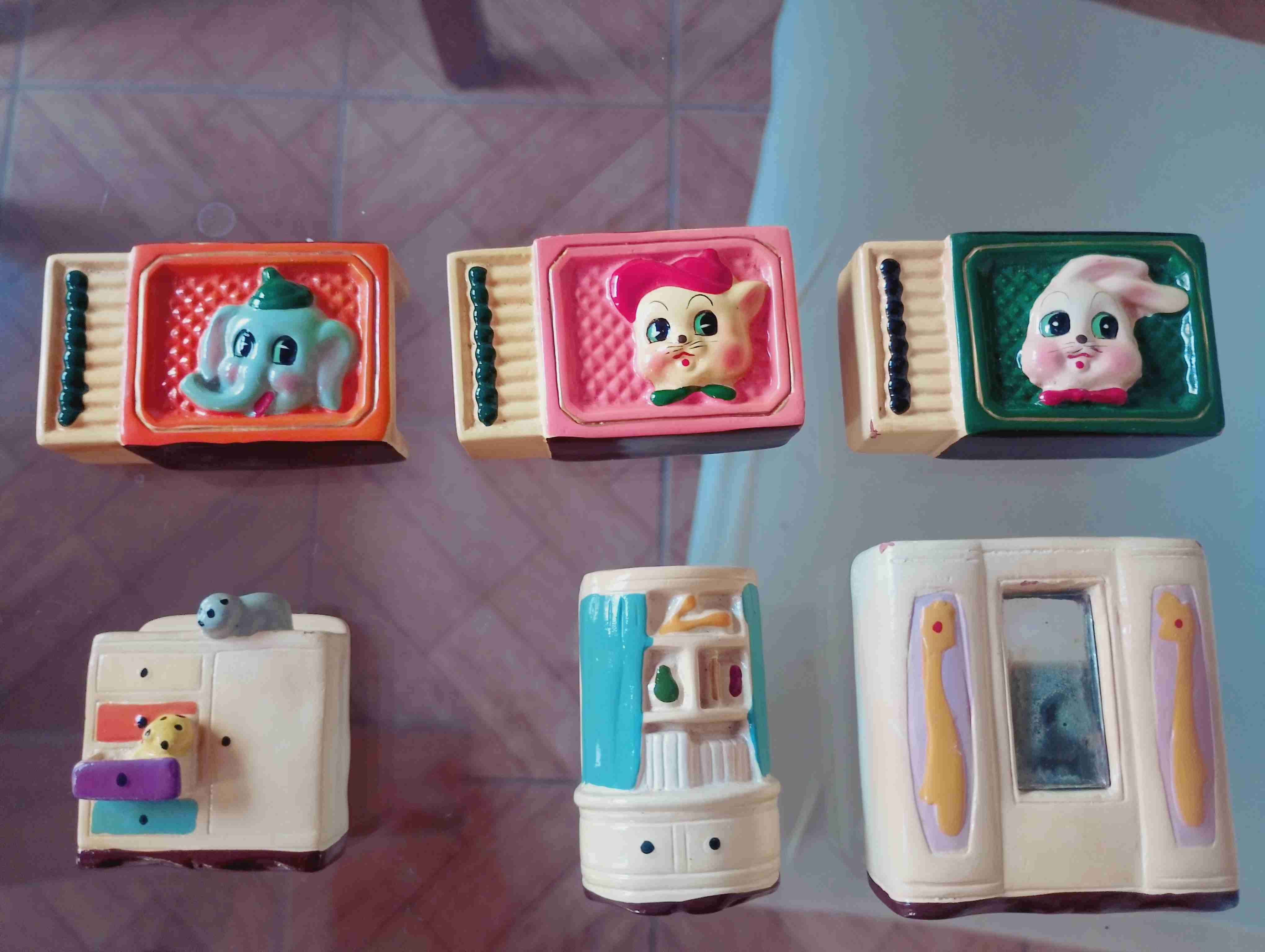 Sacapuntas antiguos de colección cerámica