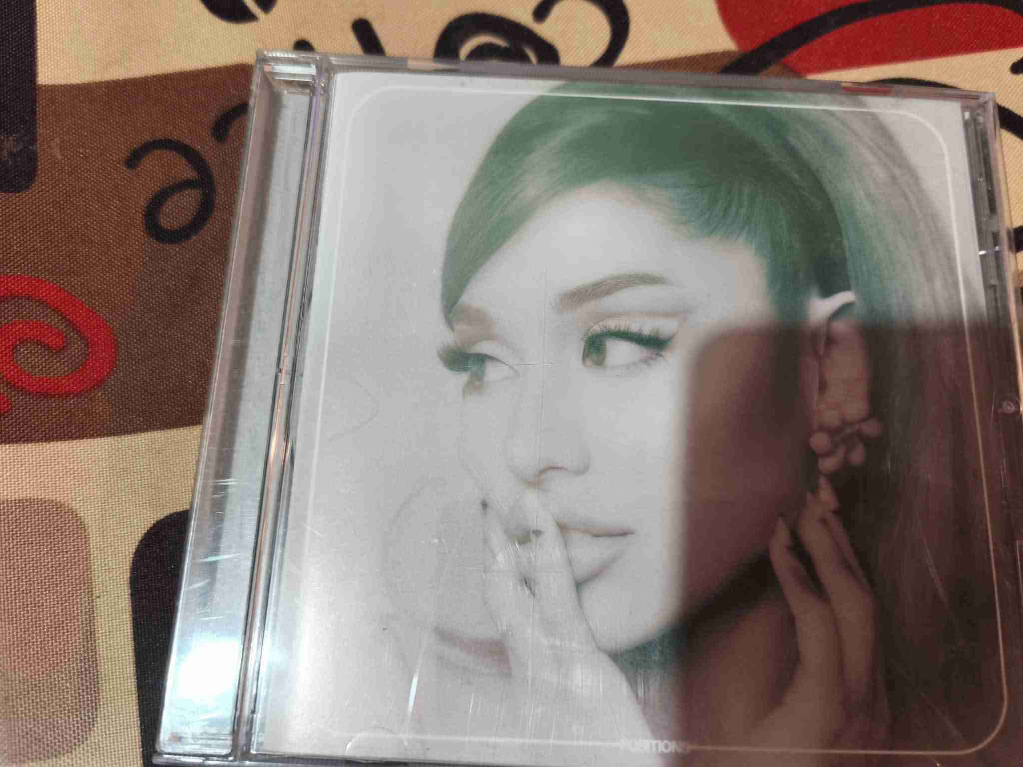 CD de Ariana Grande - miniatura 3
