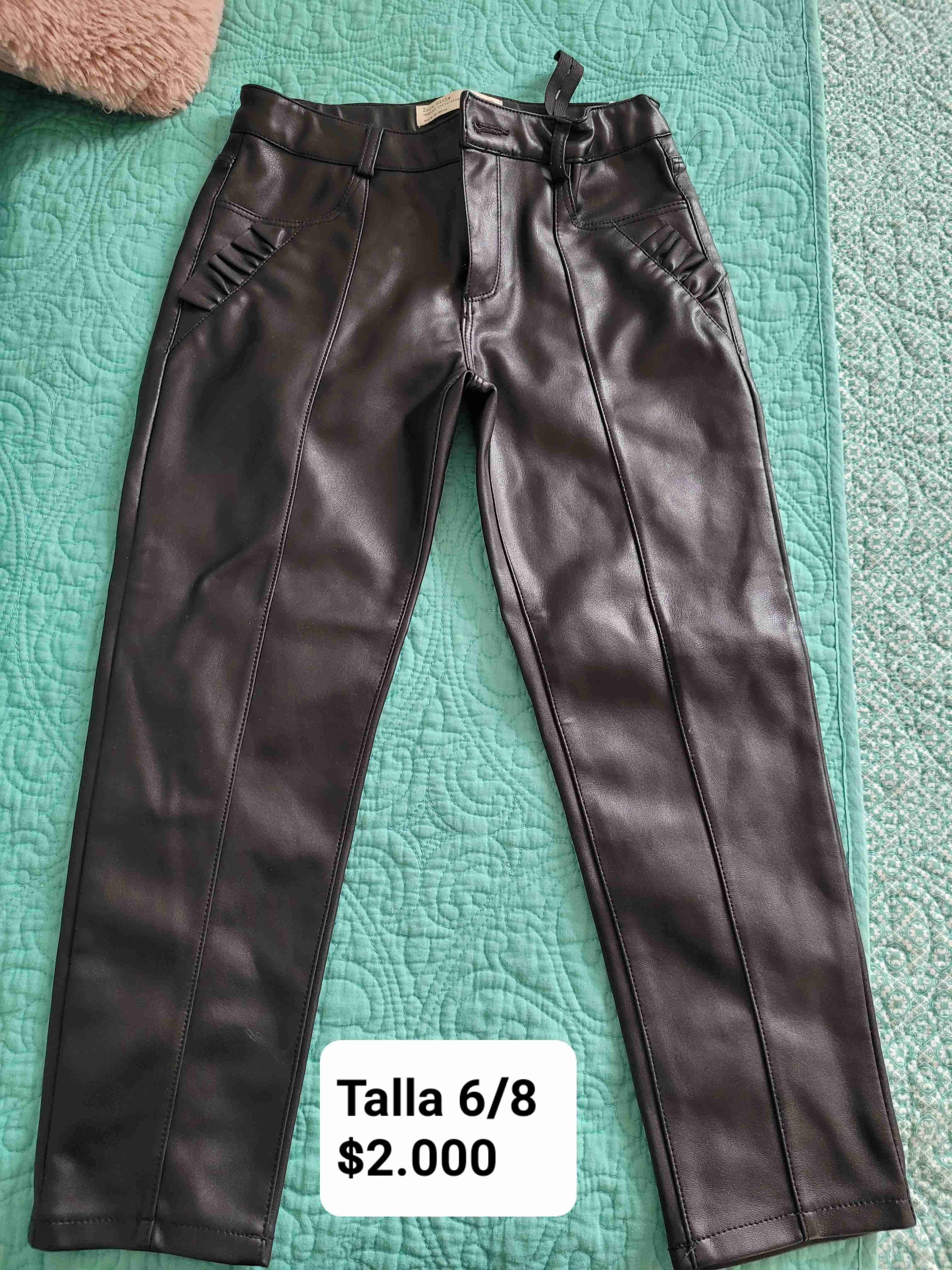 Lote de ropa talla 4/6 años. - miniatura 3