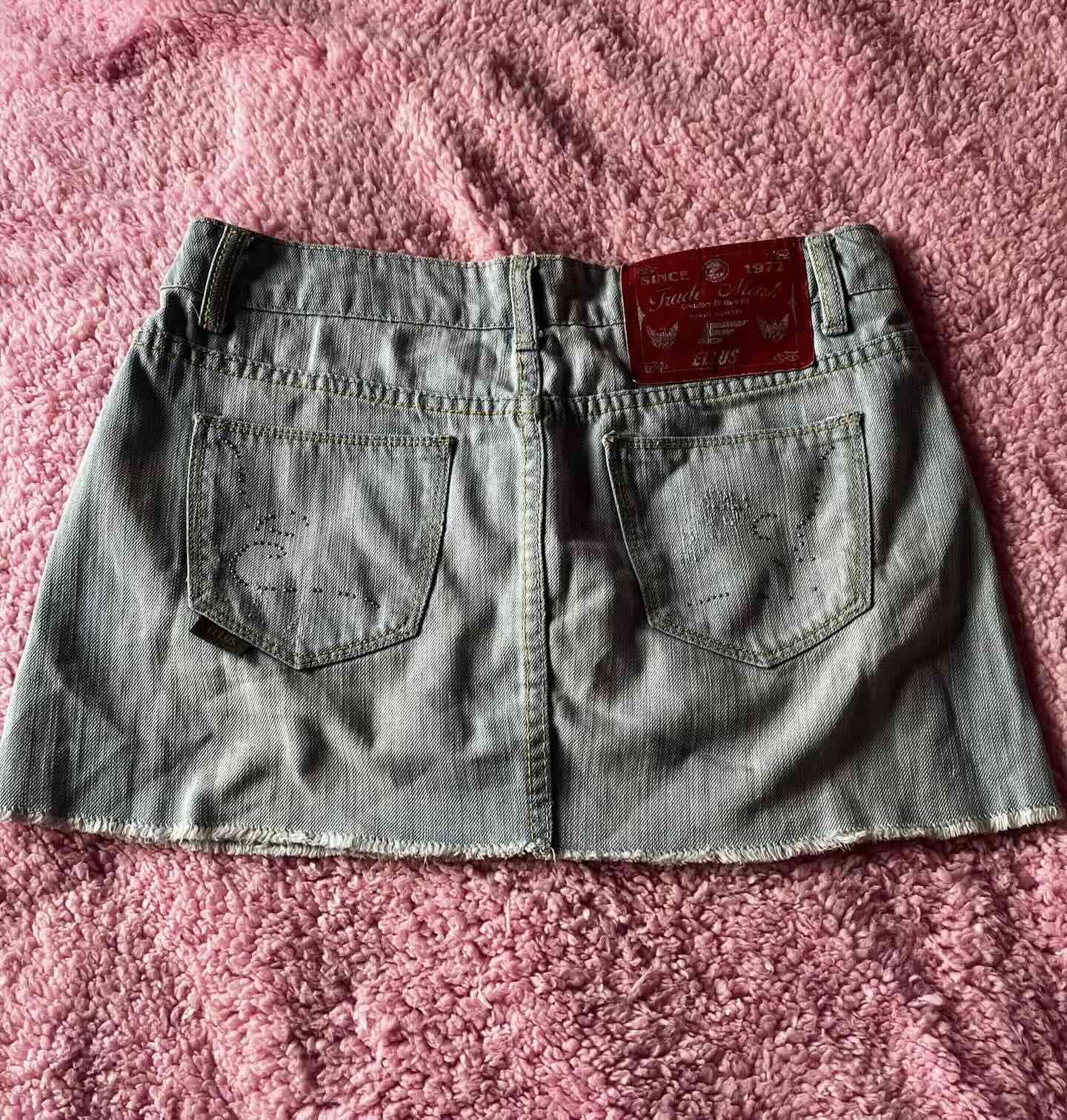 Falda short de mezclilla gris - miniatura 2