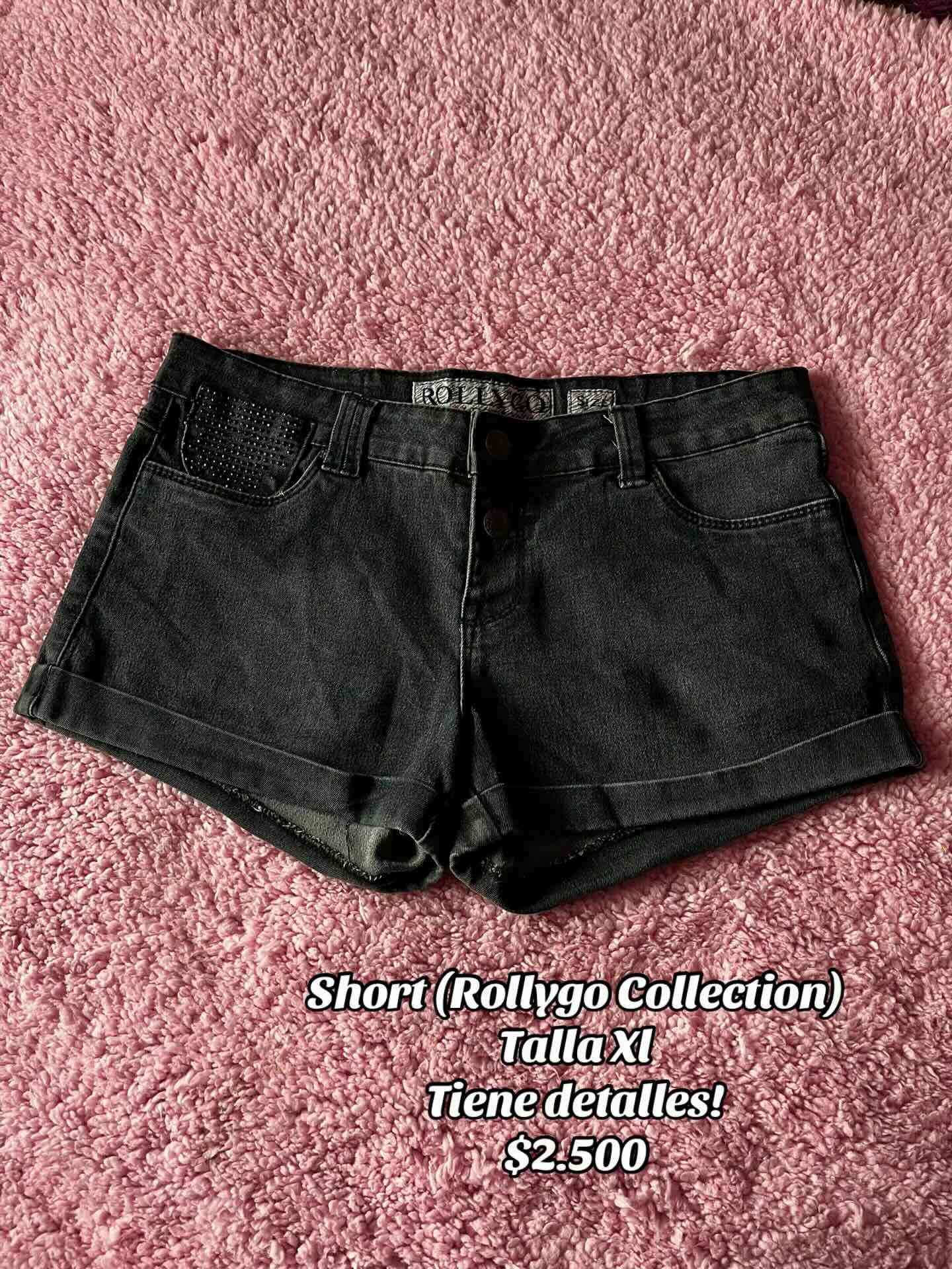 Shorts negros Rollygo