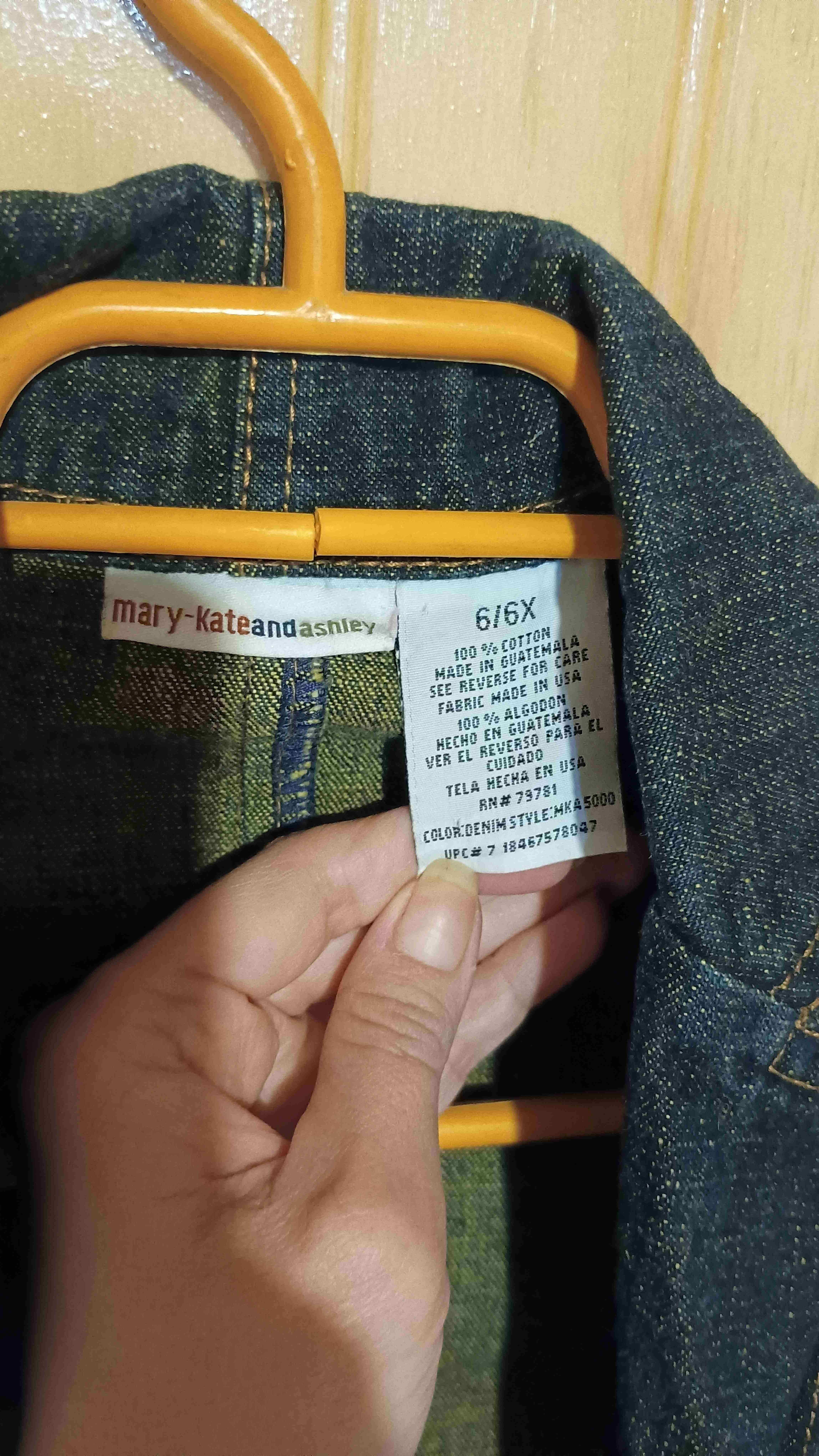 Chaqueta de mezclilla azul talla 6 años - miniatura 4