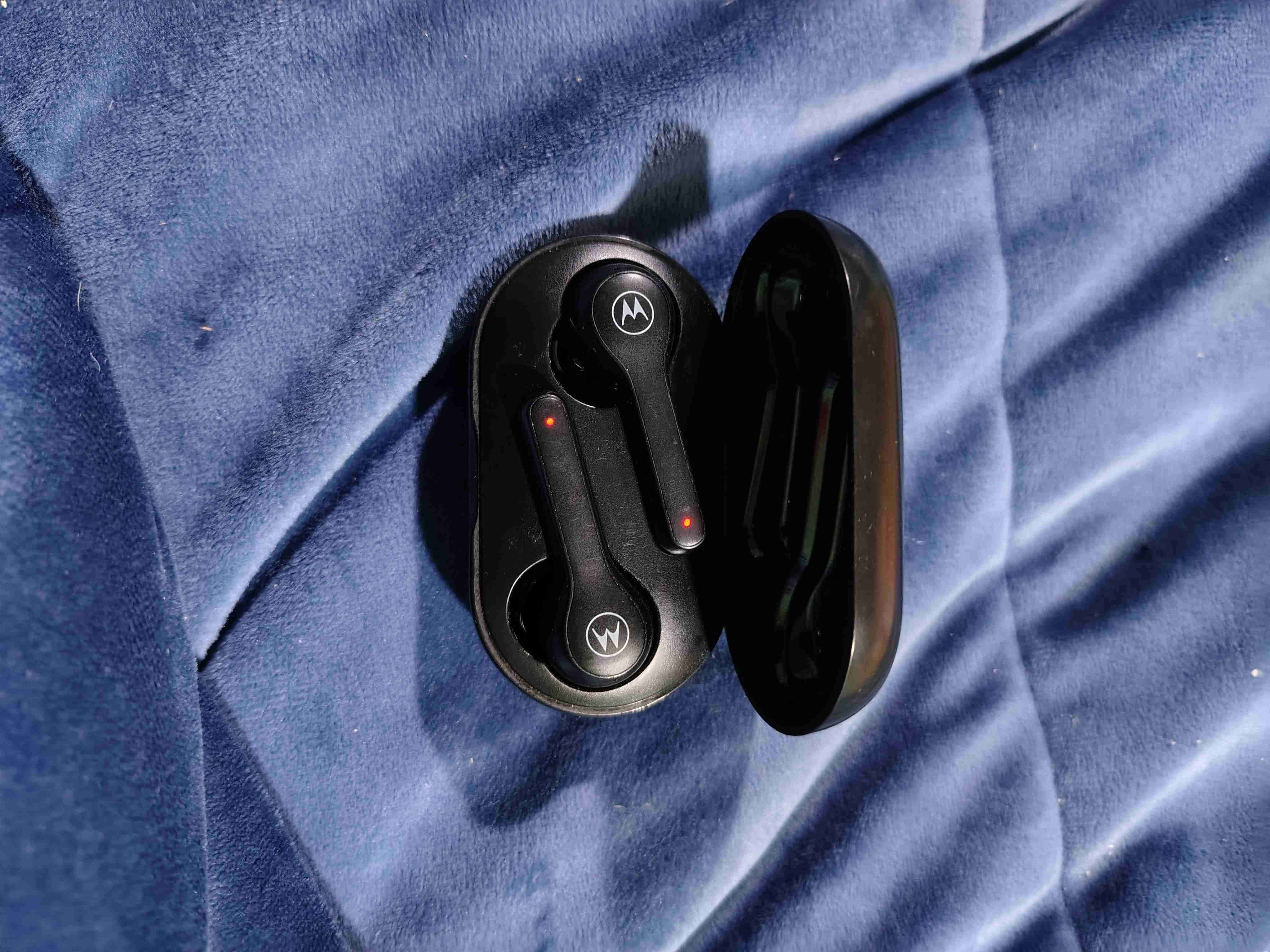 Auriculares inalámbricos Motorola Moto buds 085 - miniatura 5