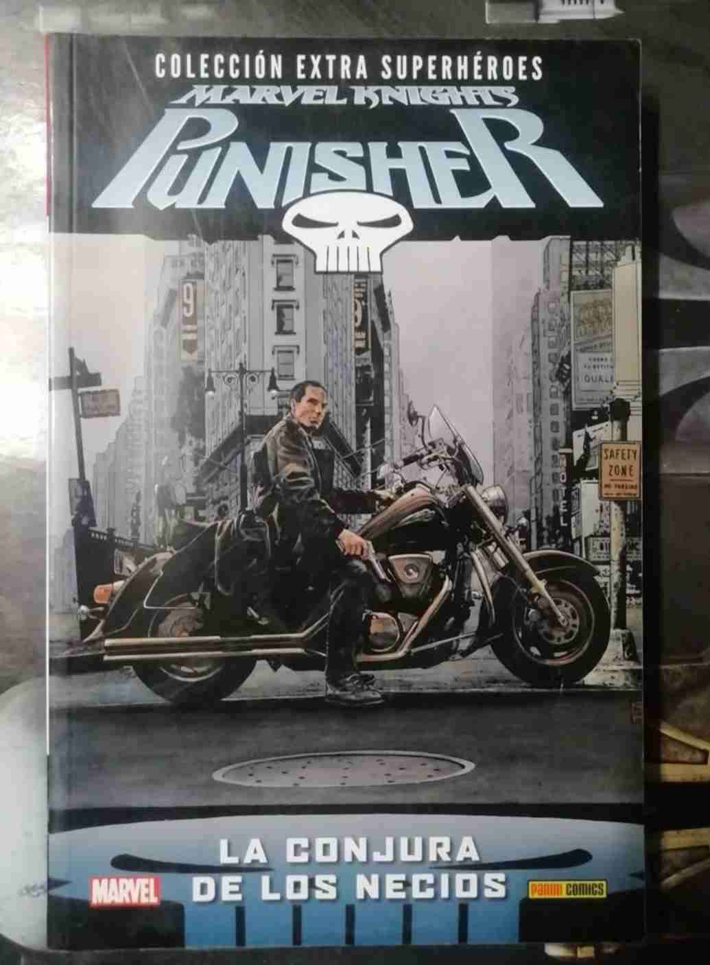 Cómic Punisher La conjura de los Necios