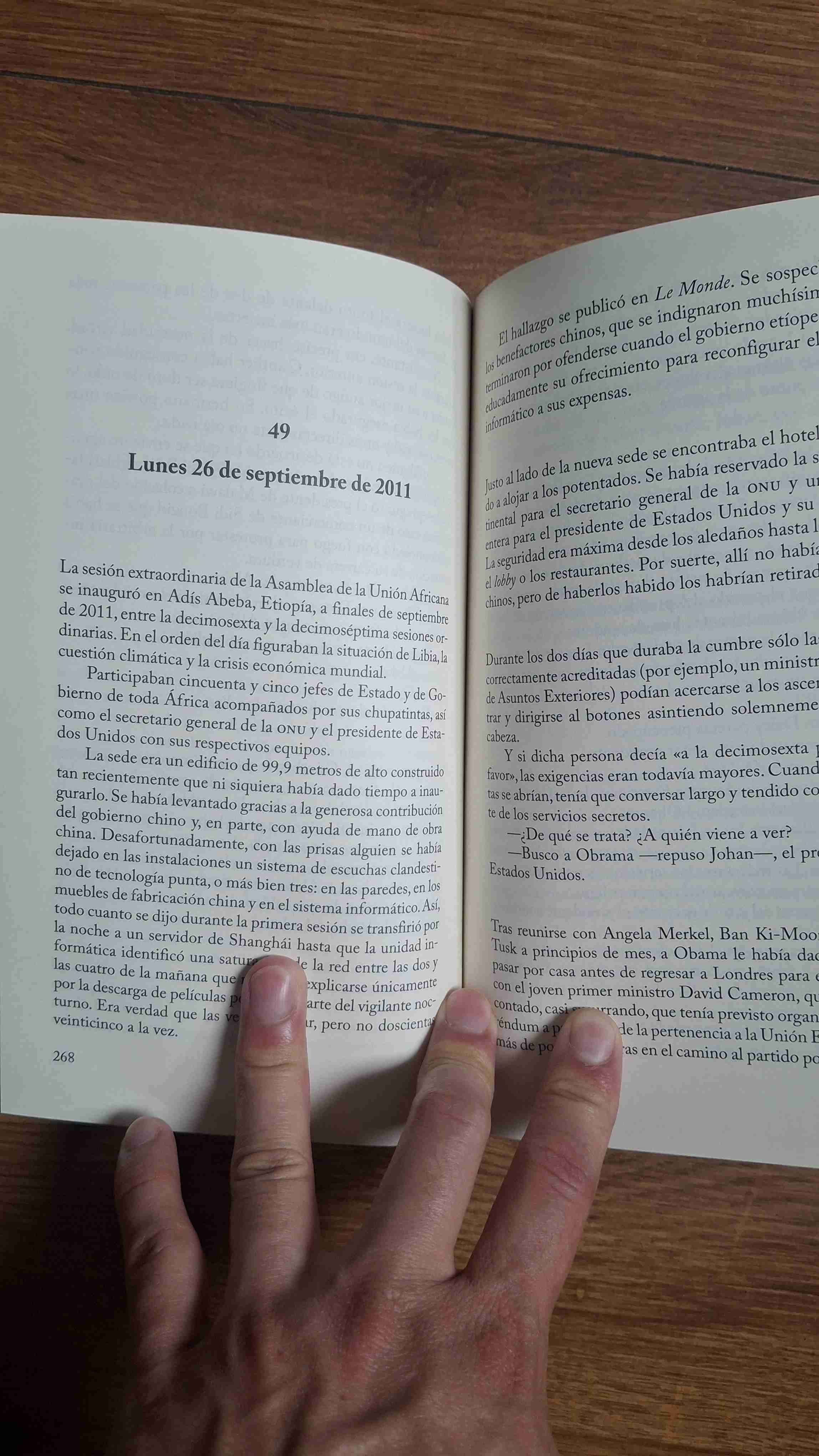 Libro La Pitonisa y el Idiota - miniatura 4