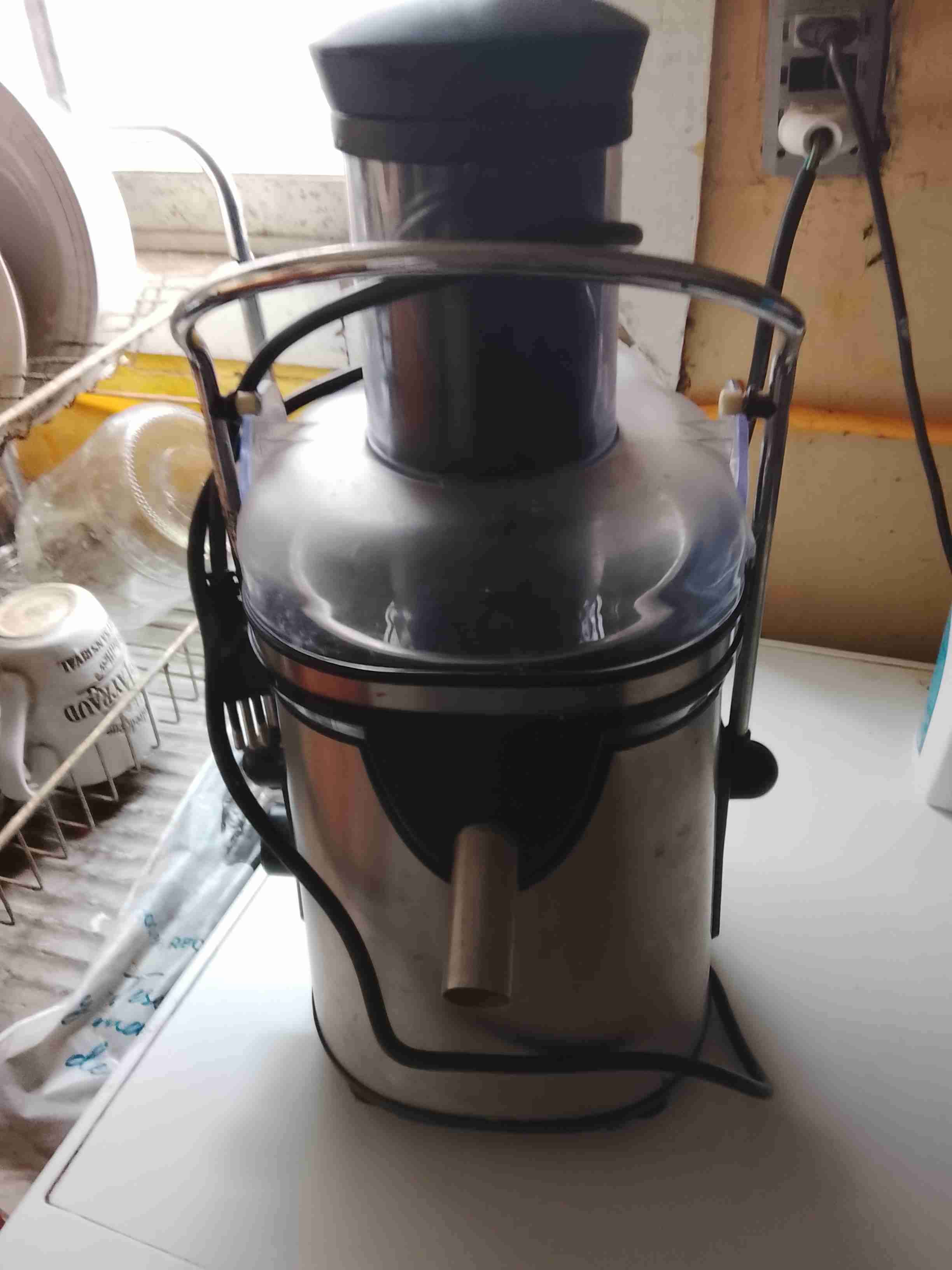 Extractor de jugos eléctrico - miniatura 2