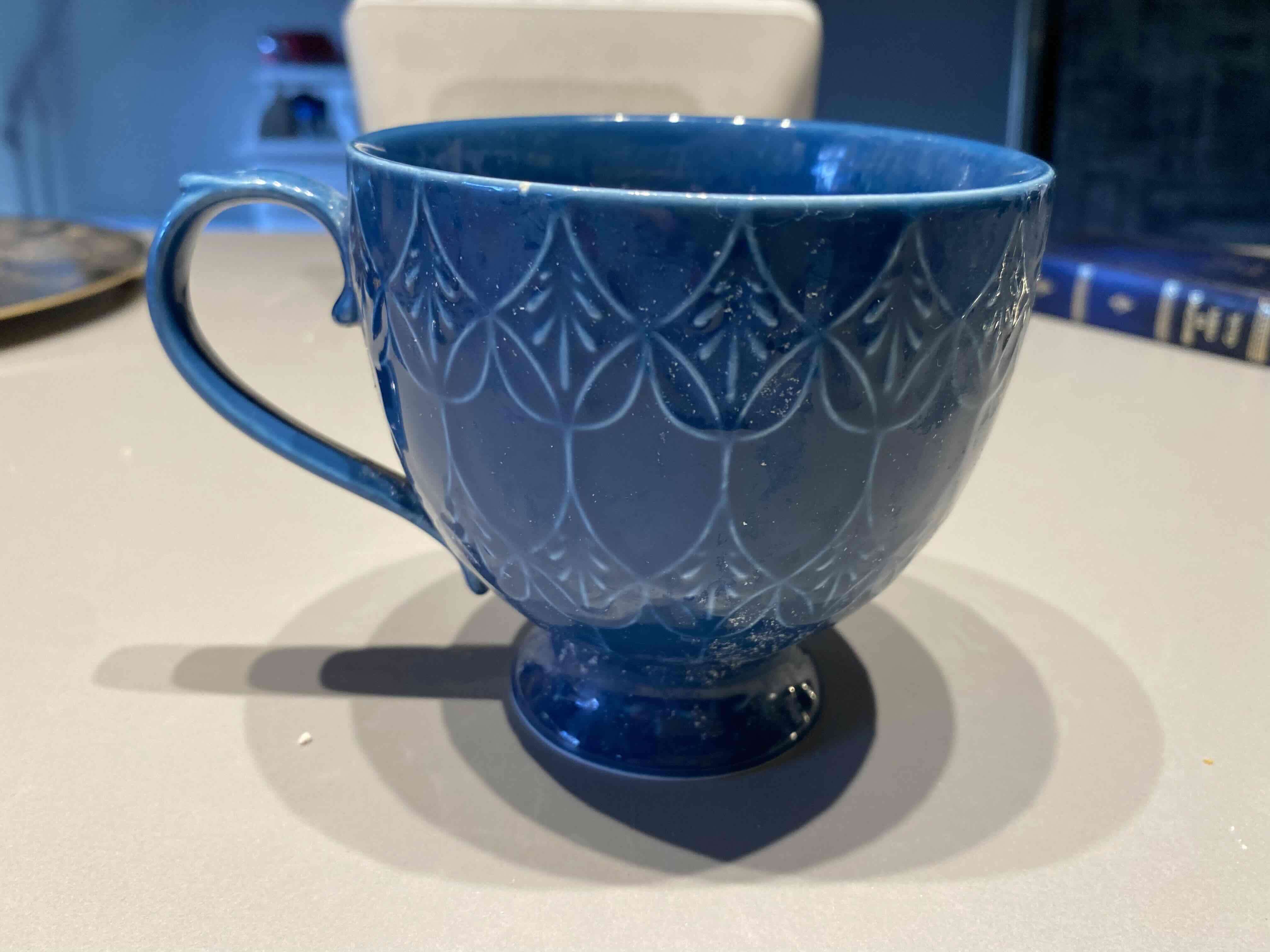 Taza azul cerámica - miniatura 2