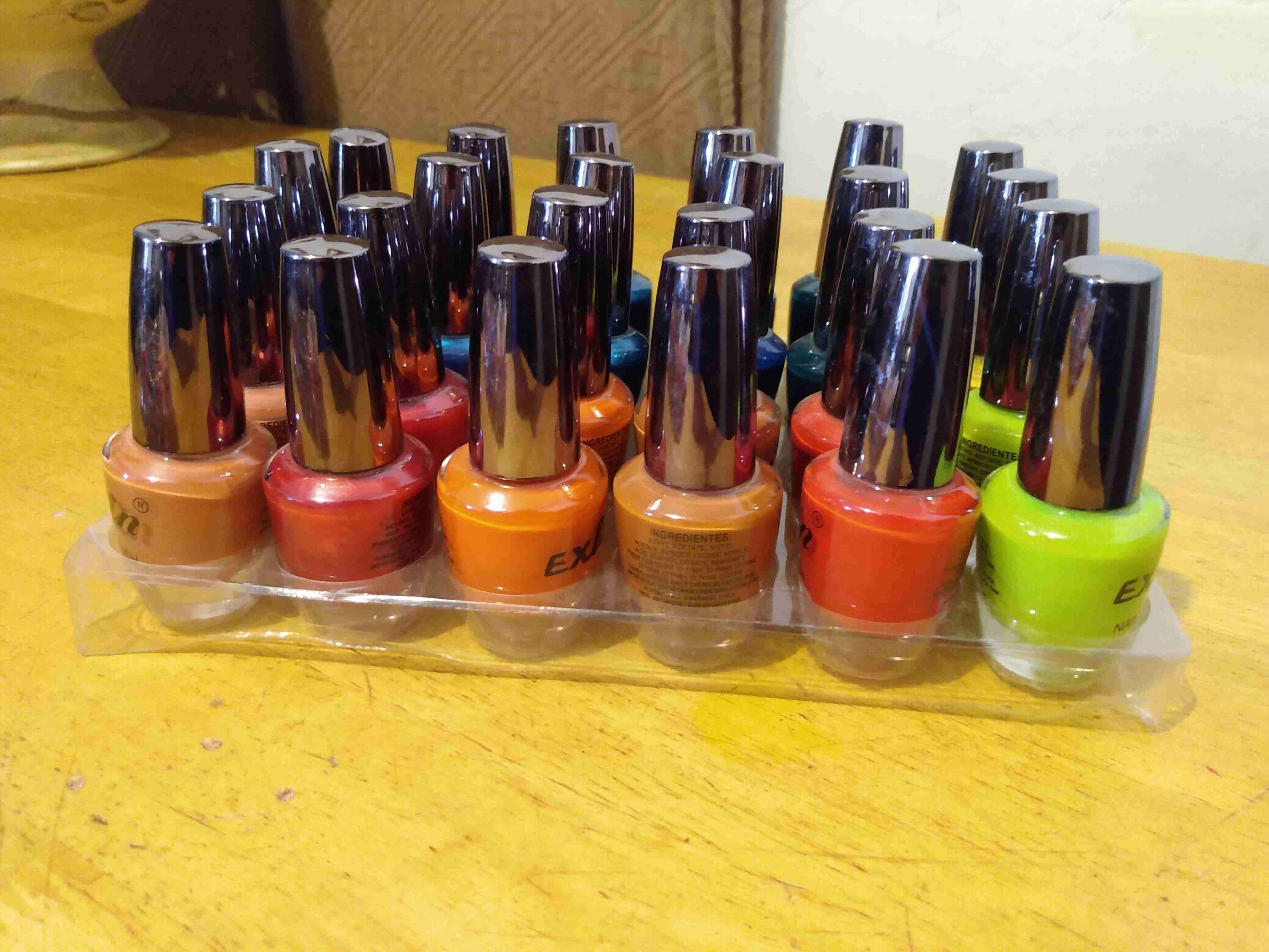 Lote de esmaltes de uñas - miniatura 3