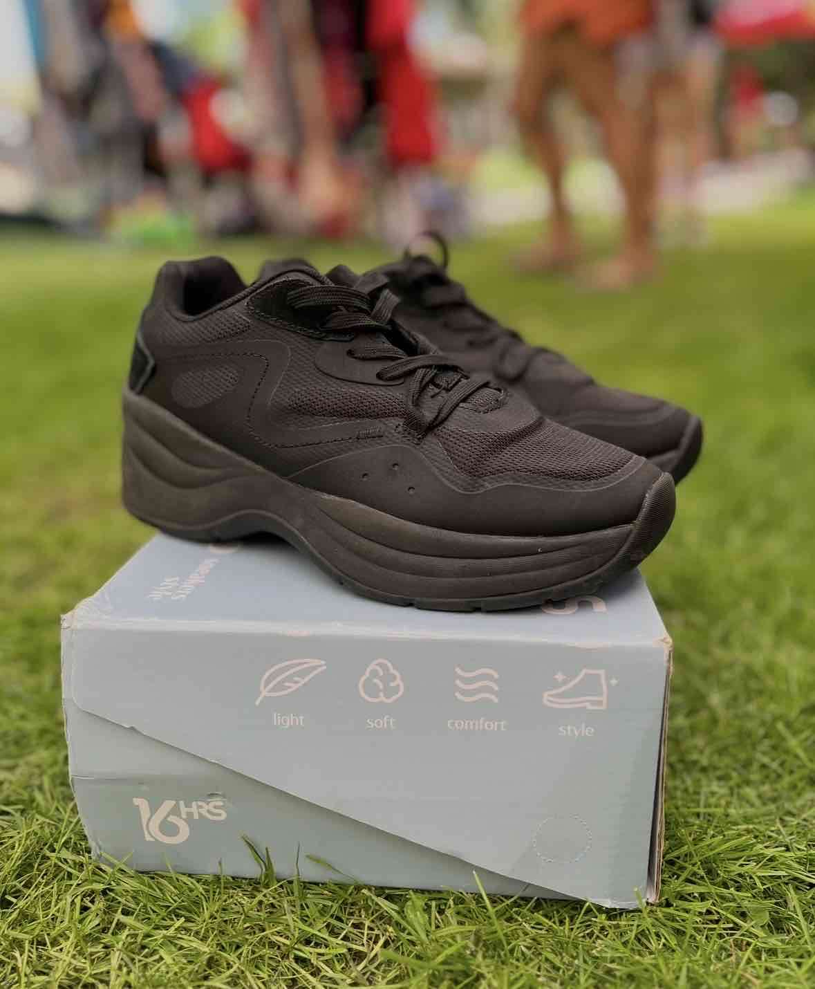 Zapatillas negras 16 horas - miniatura 3