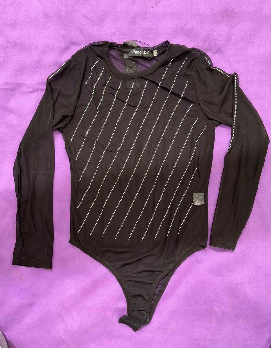 Body negro con diseño brillante