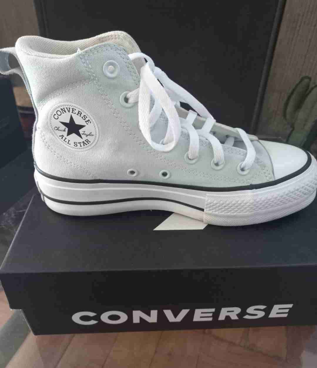 Zapatillas Converse blancas talla 36.5 - miniatura 2
