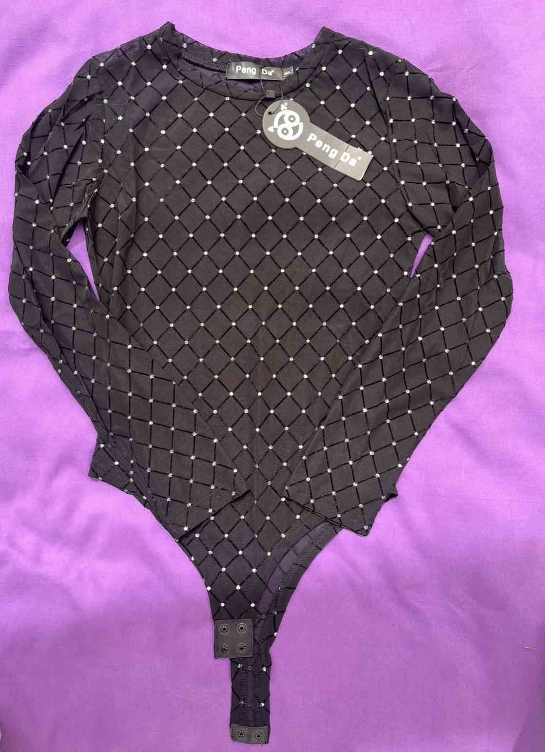 Body negro con detalles brillantes