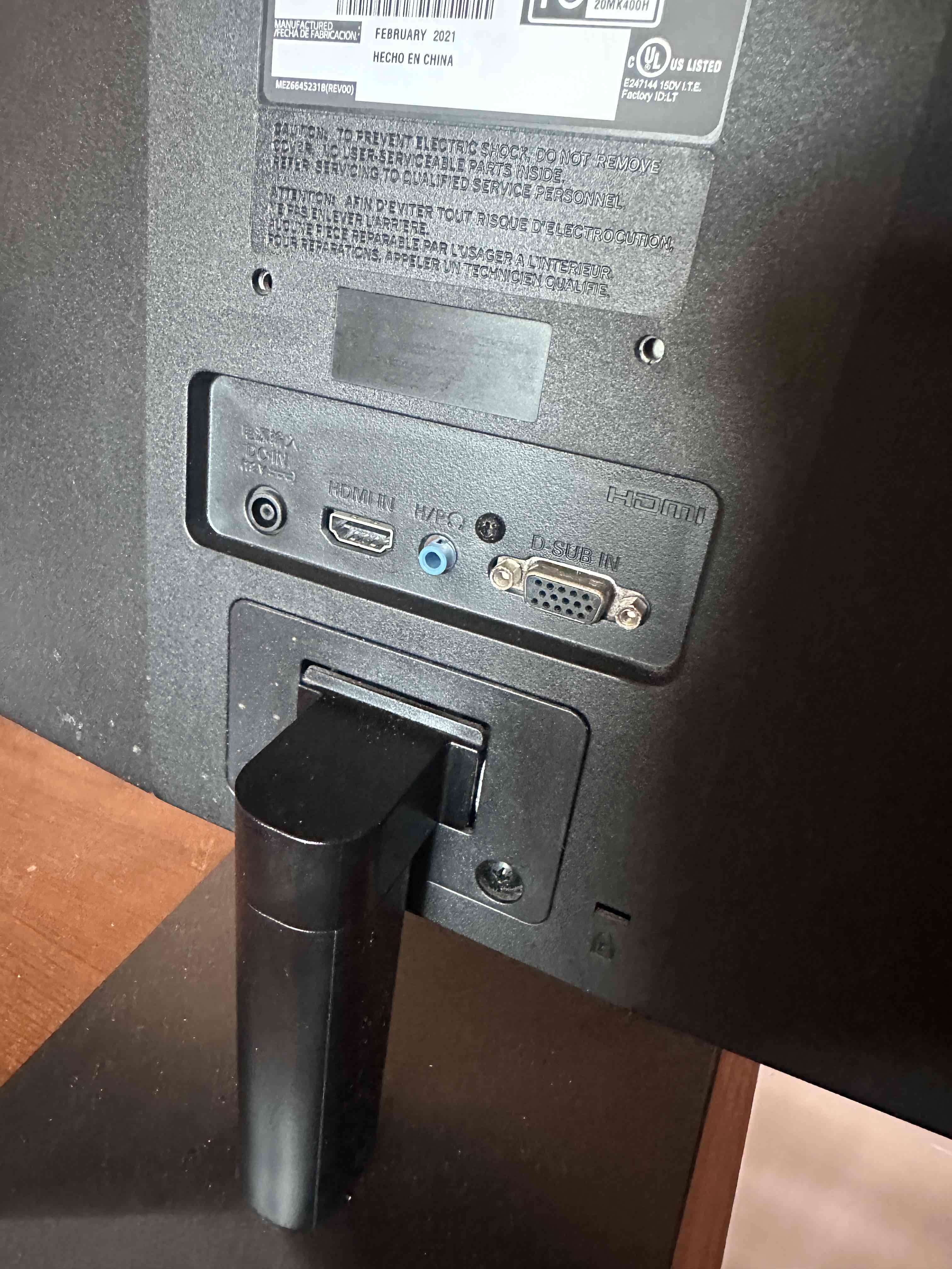 Monitor LG 20 pulgadas - miniatura 3