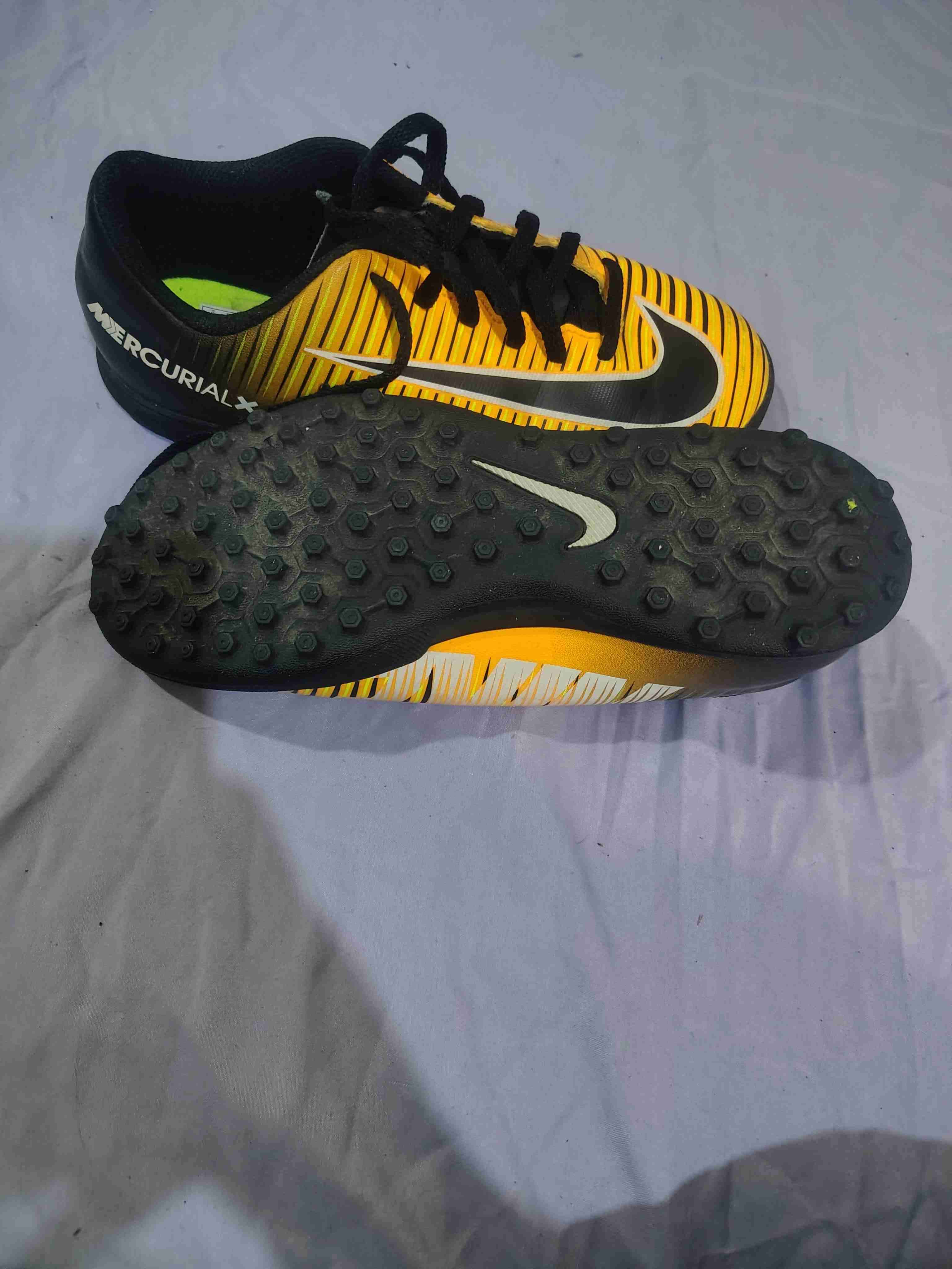 Zapatillas deportivas Nike MercurialX amarillas - miniatura 2