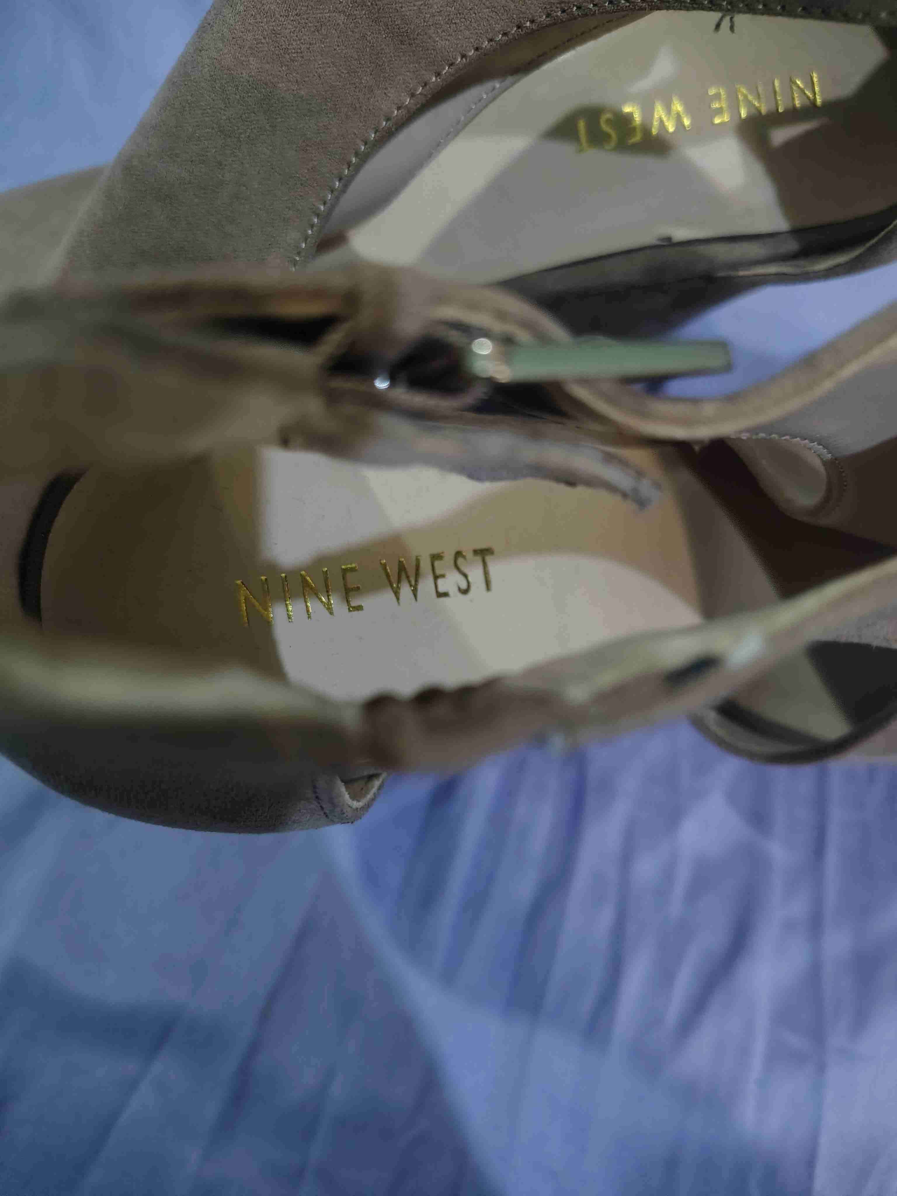 Sandalias Nine West de gamuza beige/marrón claro - miniatura 5