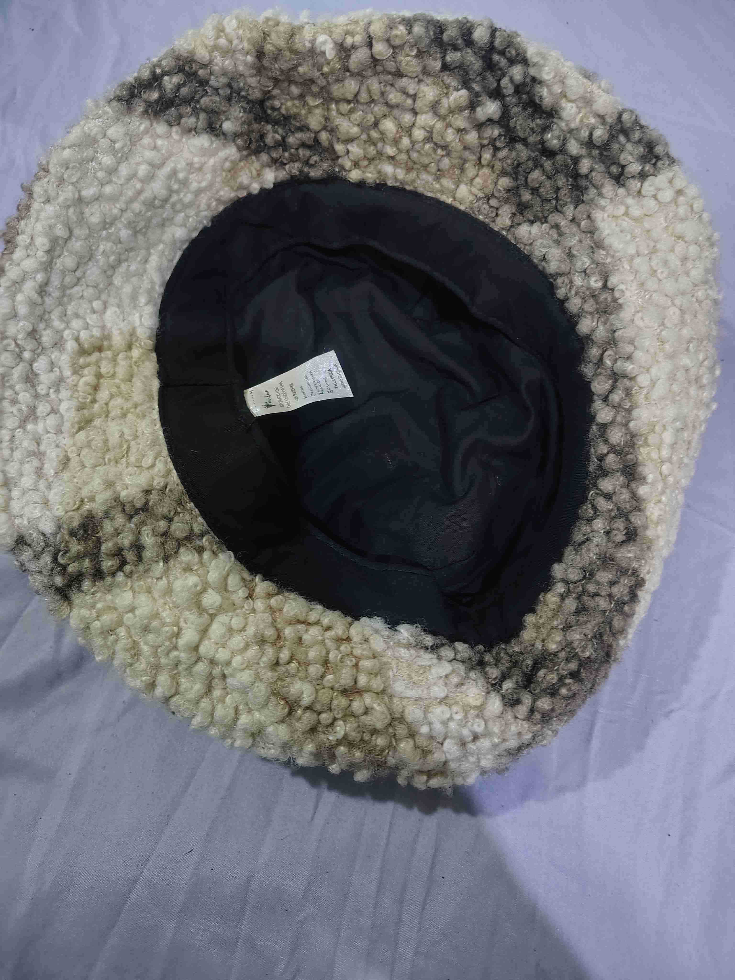 Gorro bucket Raindoor de lana beige - miniatura 4