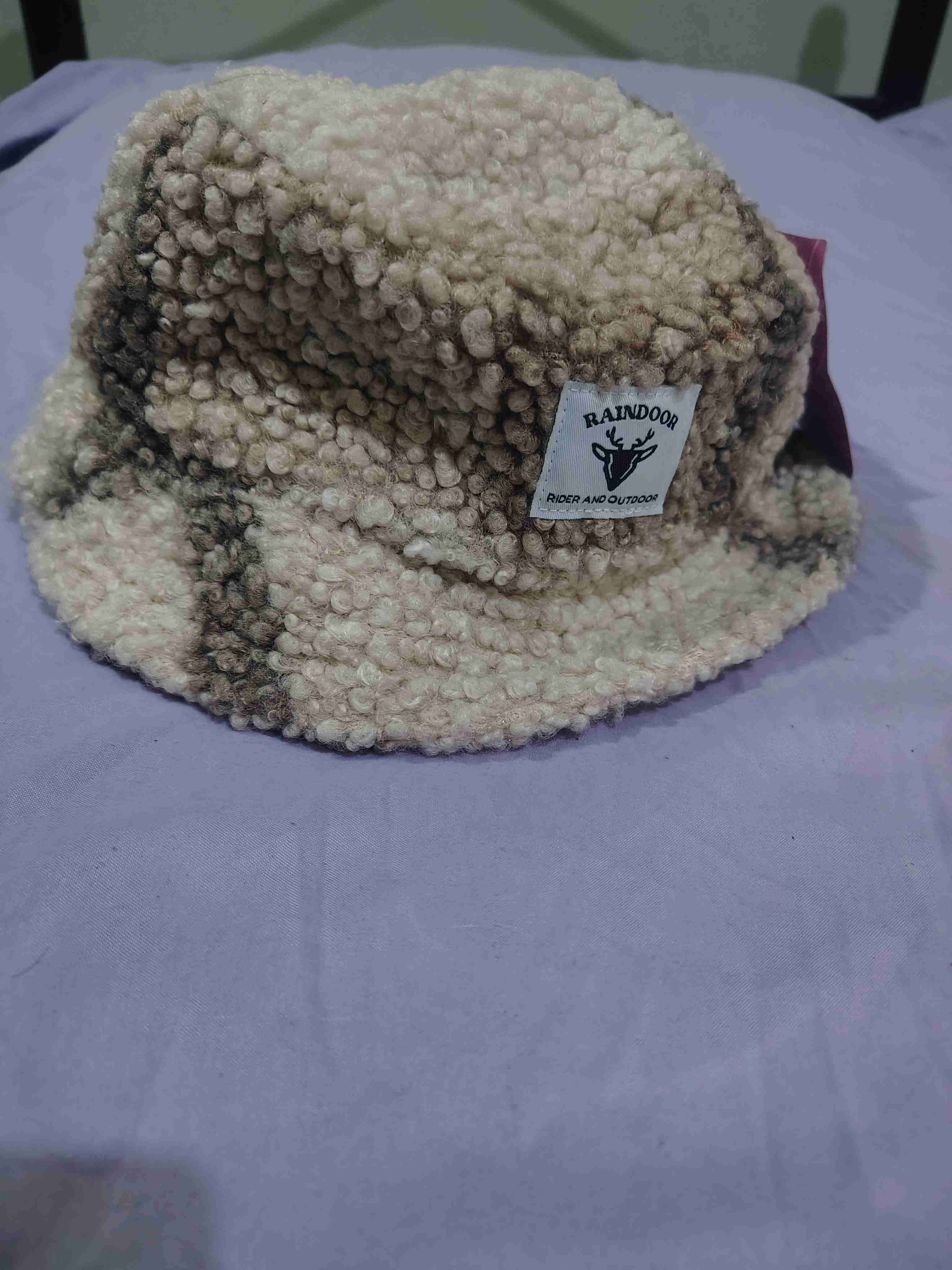 Gorro bucket Raindoor de lana beige - miniatura 5