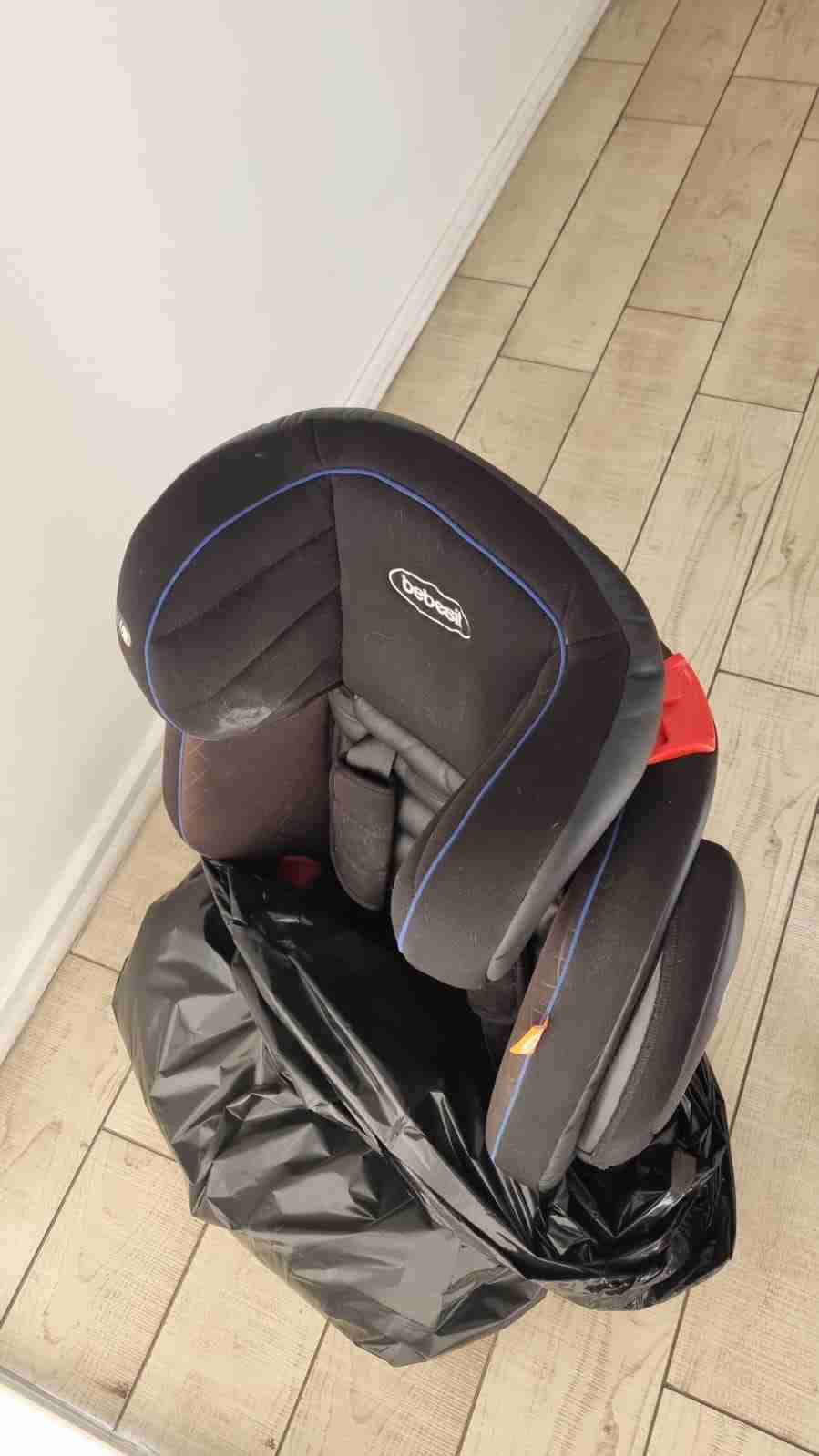 Silla de auto negra Bebesit - miniatura 3