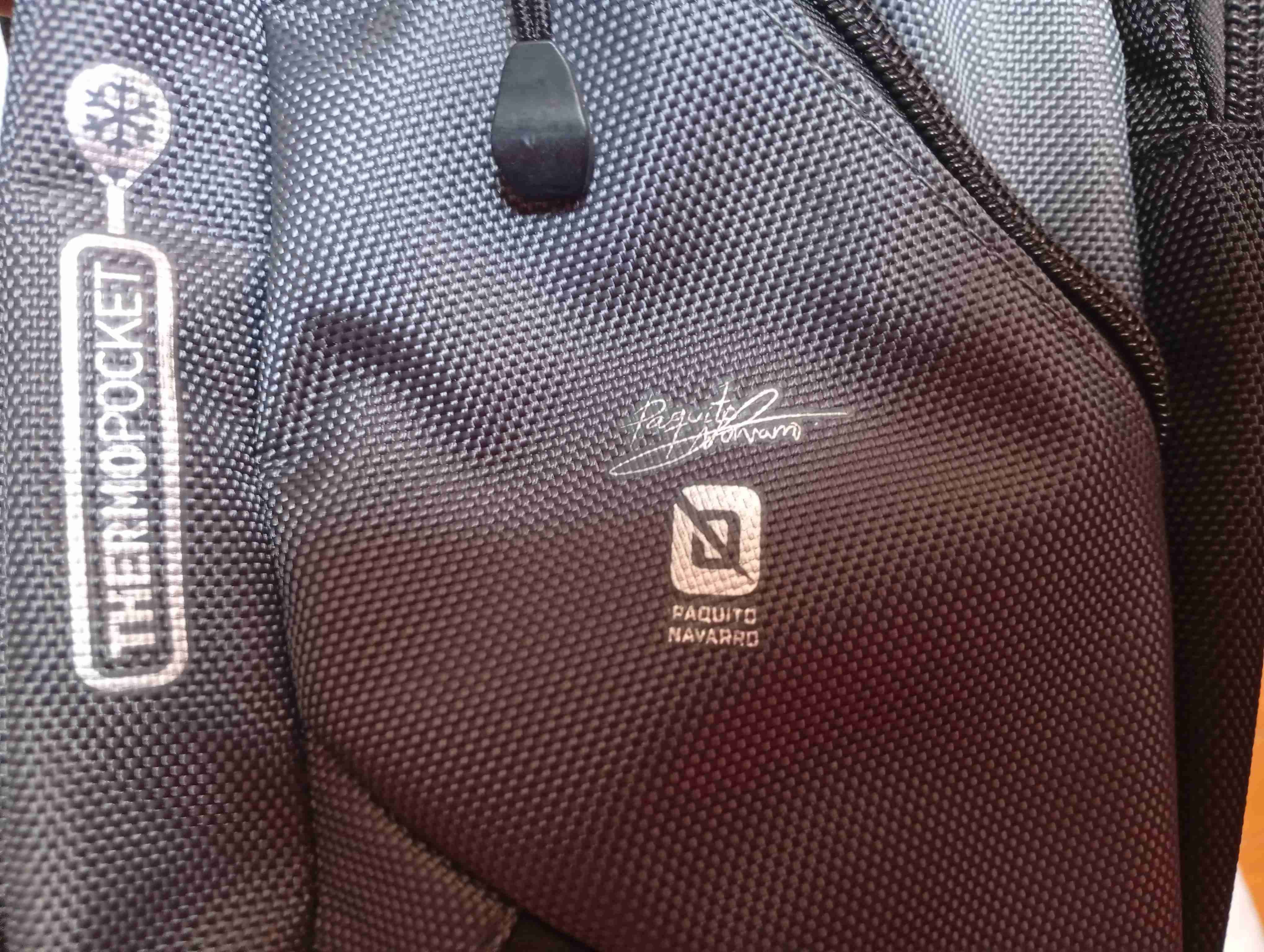 Mochila Bullpadel hack 03 negra para padel - miniatura 3