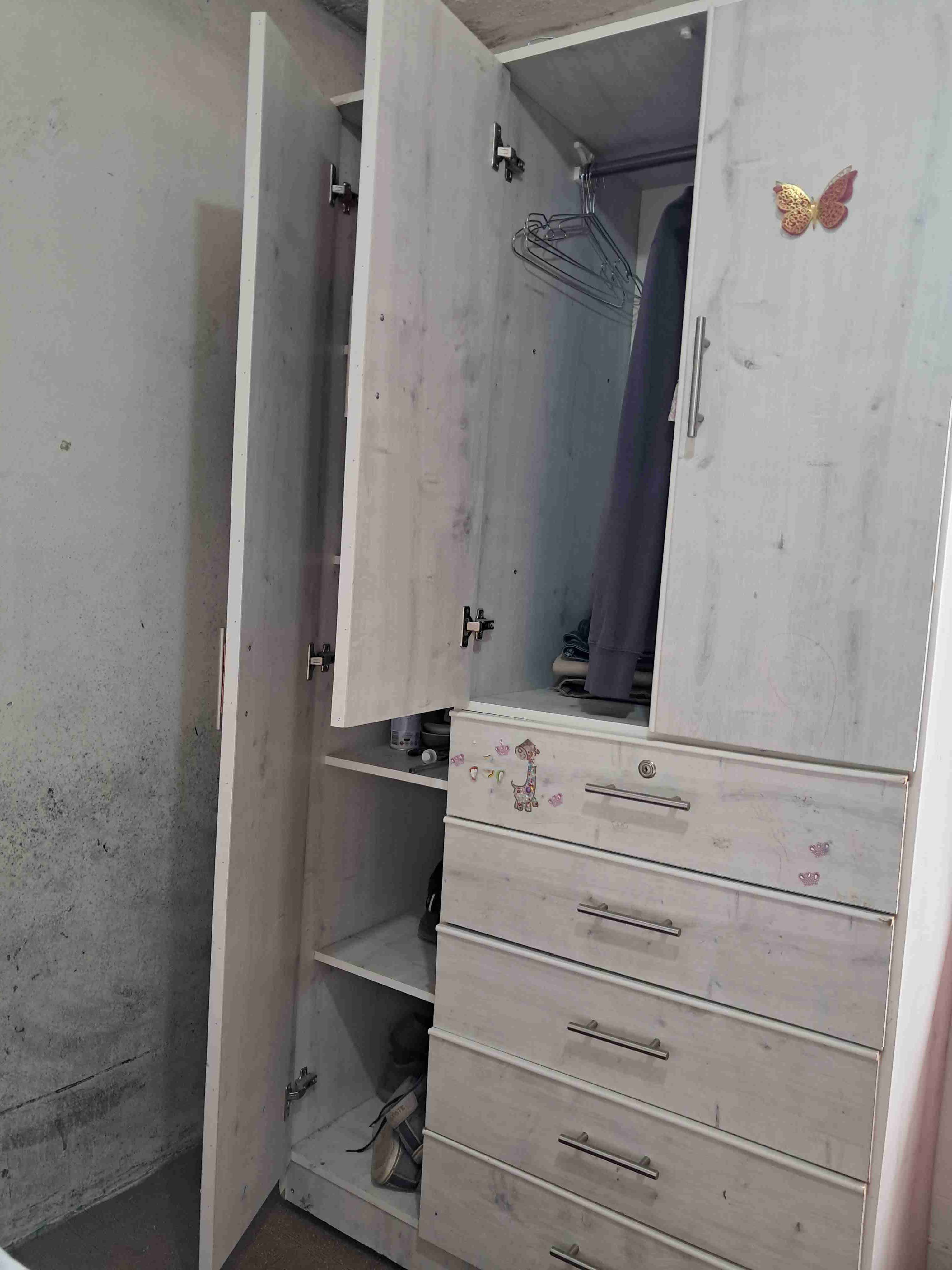 Ropero blanco con mariposas - miniatura 3